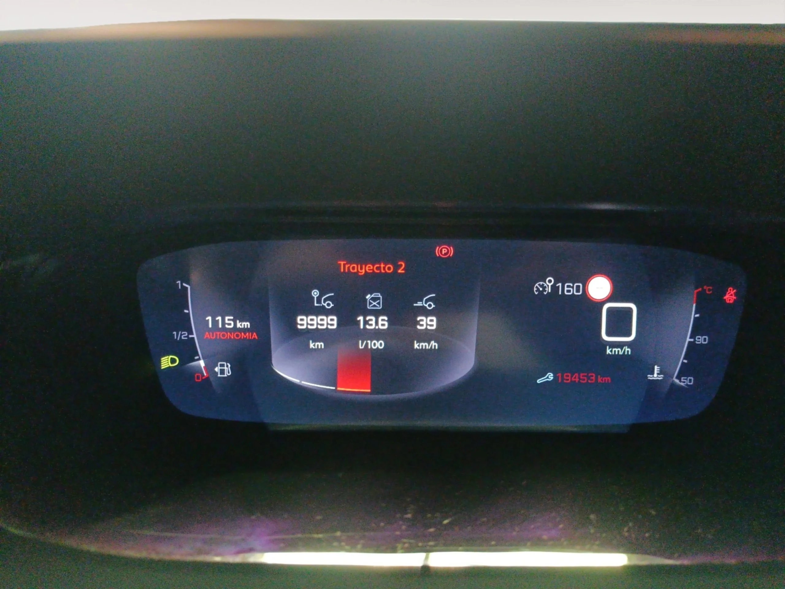 PEUGEOT 2008 ALLURE PACK PURETECH 130 S&S BVM6 - Foto 7