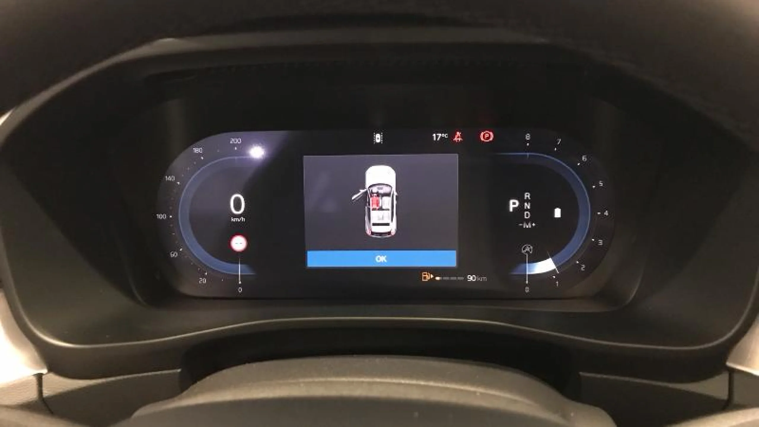 VOLVO XC40 2.0 B3 G CORE AUTO - Foto 13