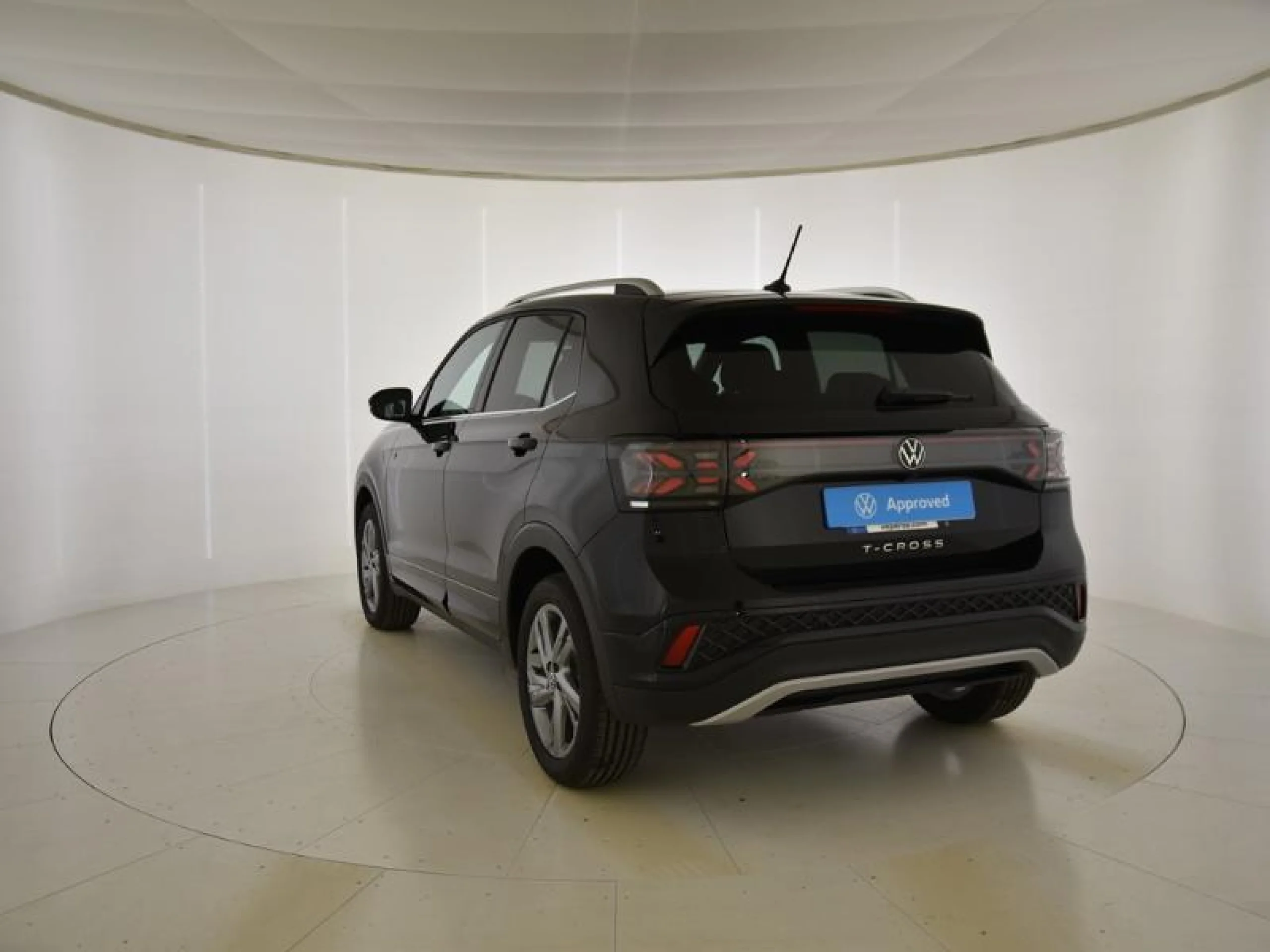 VOLKSWAGEN T CROSS T CROSS R LINE 1.0 TSI 85 KW (115 CV)  6 VEL. - Foto 2