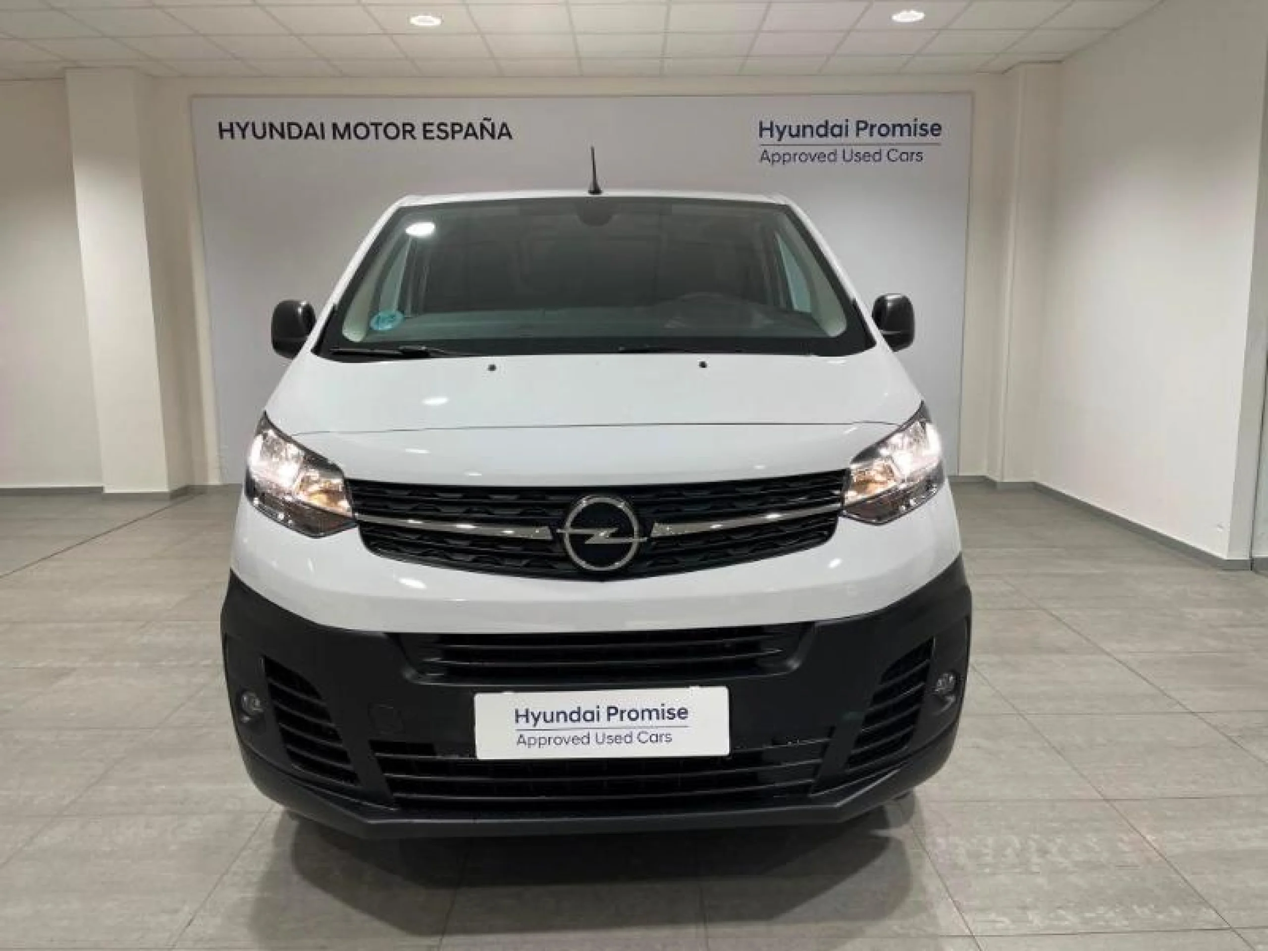 OPEL VIVARO FURGÓN L  2.0 BLUEHDI 145 MT6 - Foto 2