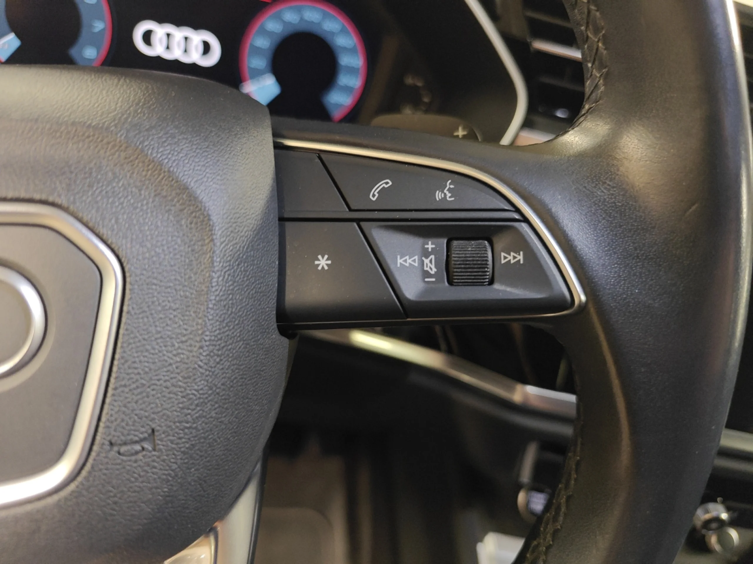 AUDI Q3 ADVANCED 35 TFSI 110KW (150CV) S TRONIC - Foto 10