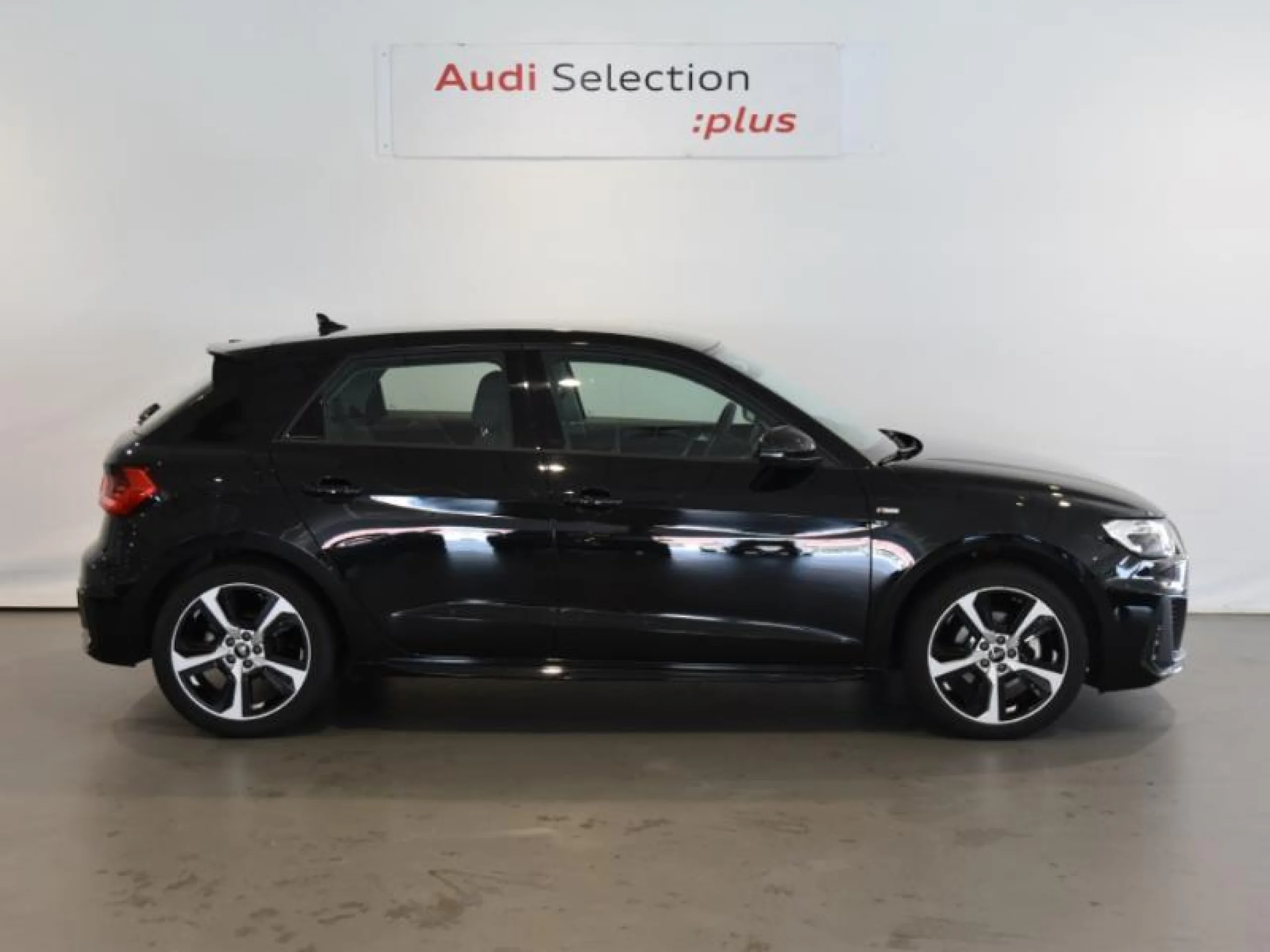 AUDI A1 SPORTBACK ADRENALIN 30 TFSI 81KW (110CV) - Foto 3