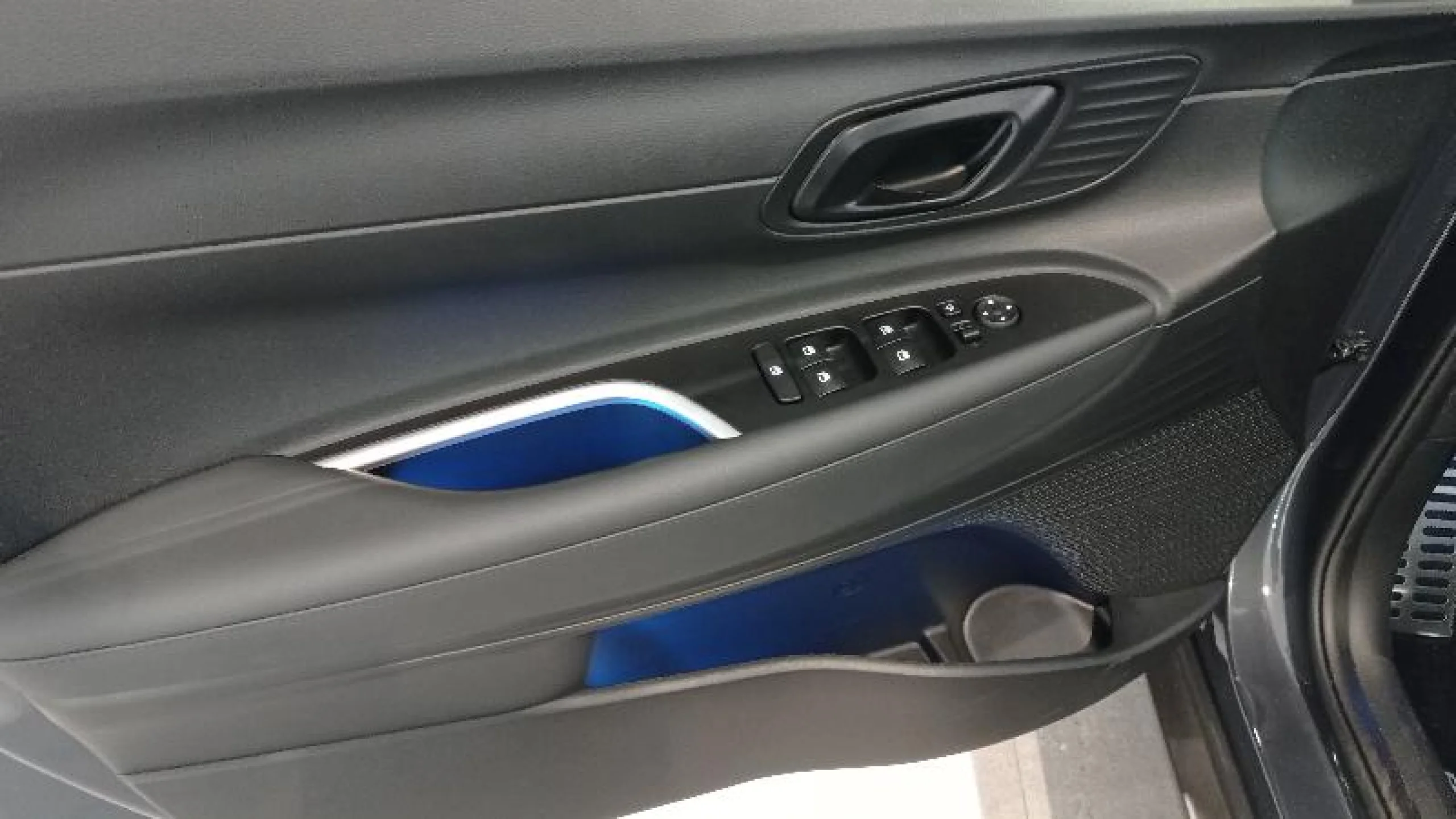 HYUNDAI BAYON 1.2 MPI MAXX - Foto 9