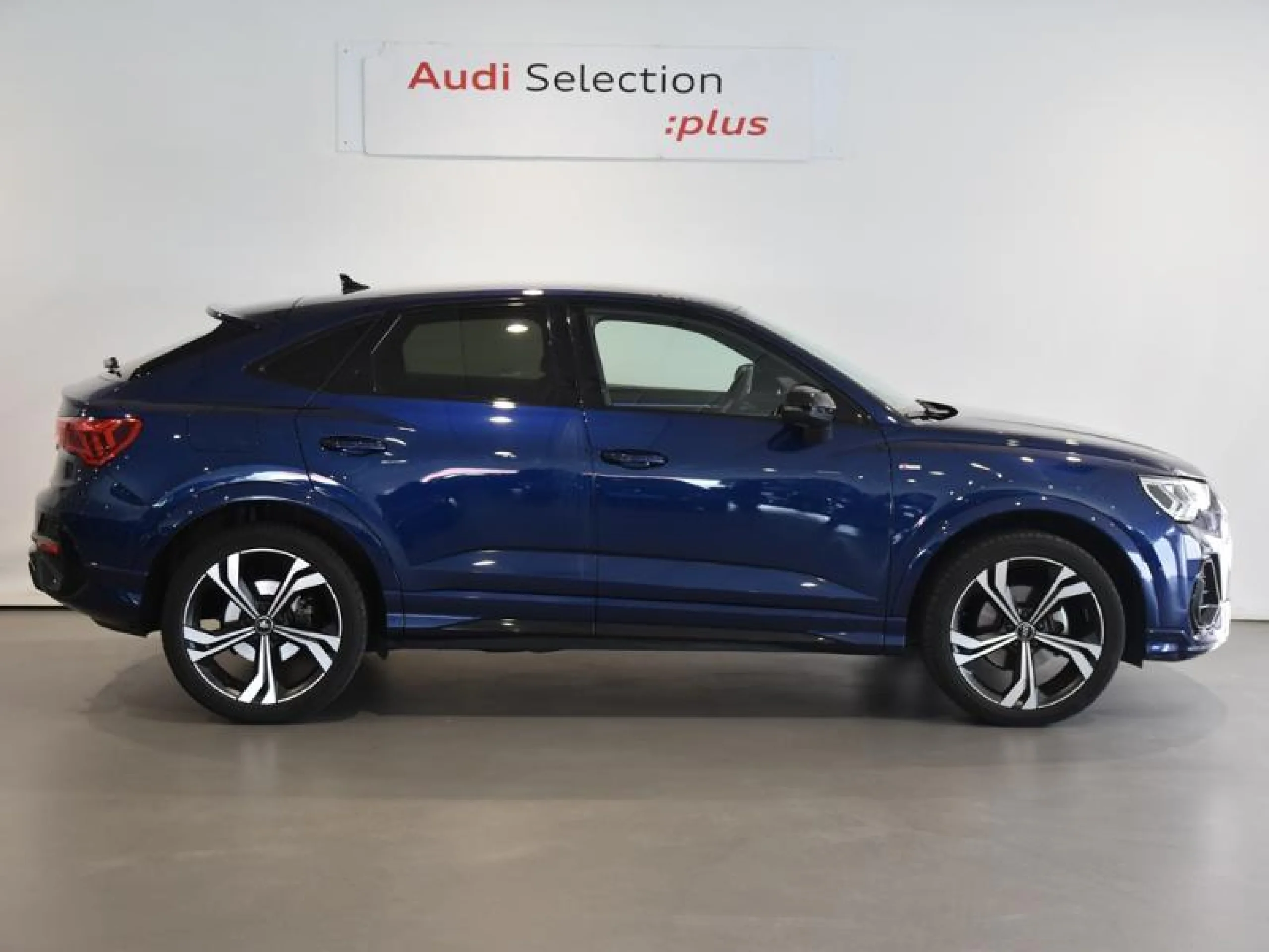 AUDI Q3 SPORTBACK BLACK LINE 35 TDI 110KW (150CV) S TRONIC - Foto 3