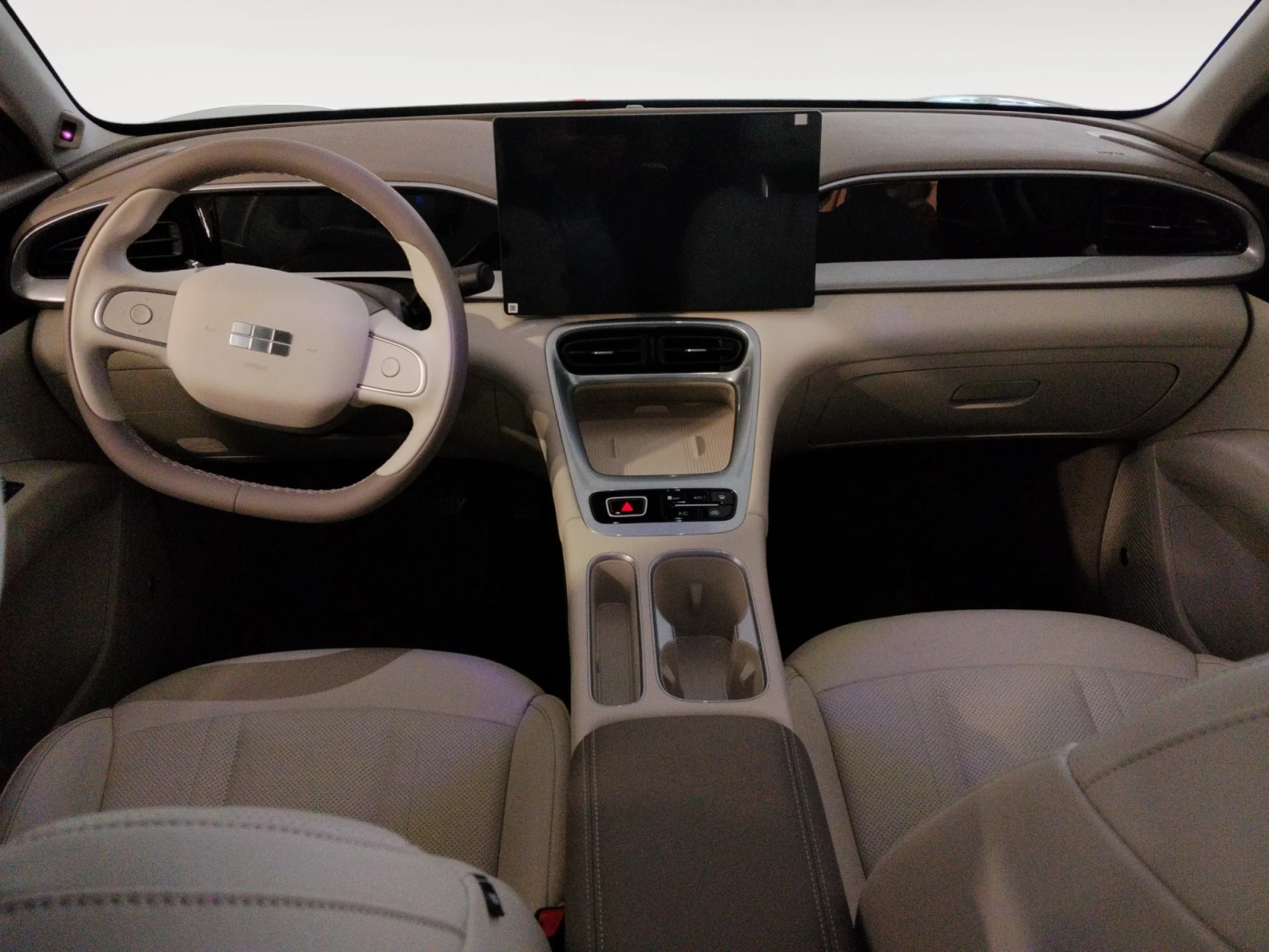 GEELY E2 MAX+ - Foto 4