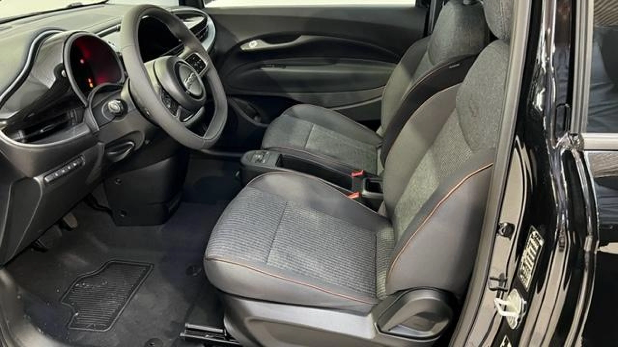 FIAT 500 MONOTRIM HB 320KM 85KW (118CV) - Foto 9