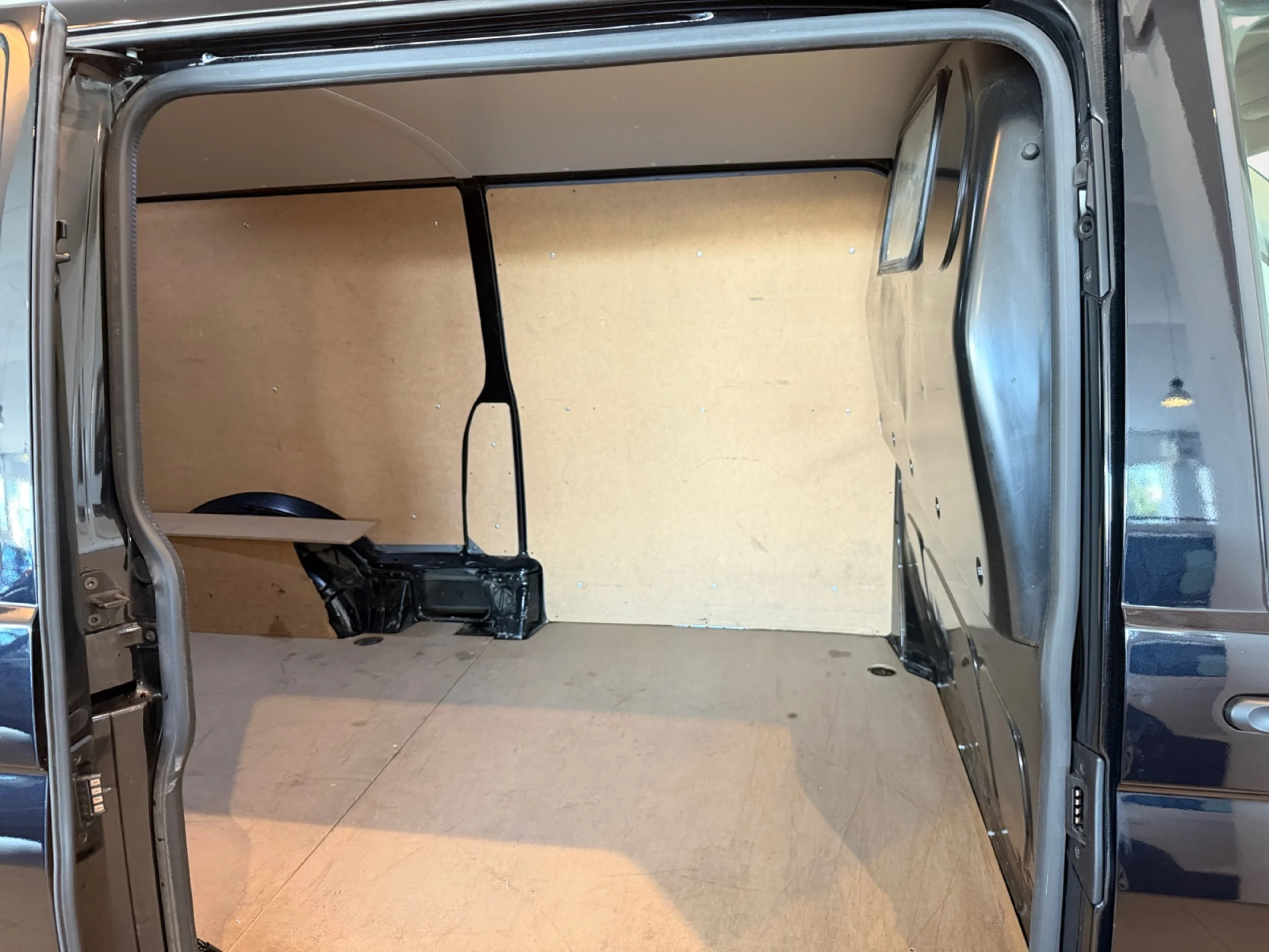 VOLKSWAGEN TRANSPORTER TRANSPORTER FURGON 2.0 TDI BMT LARGA 81KW - Foto 6