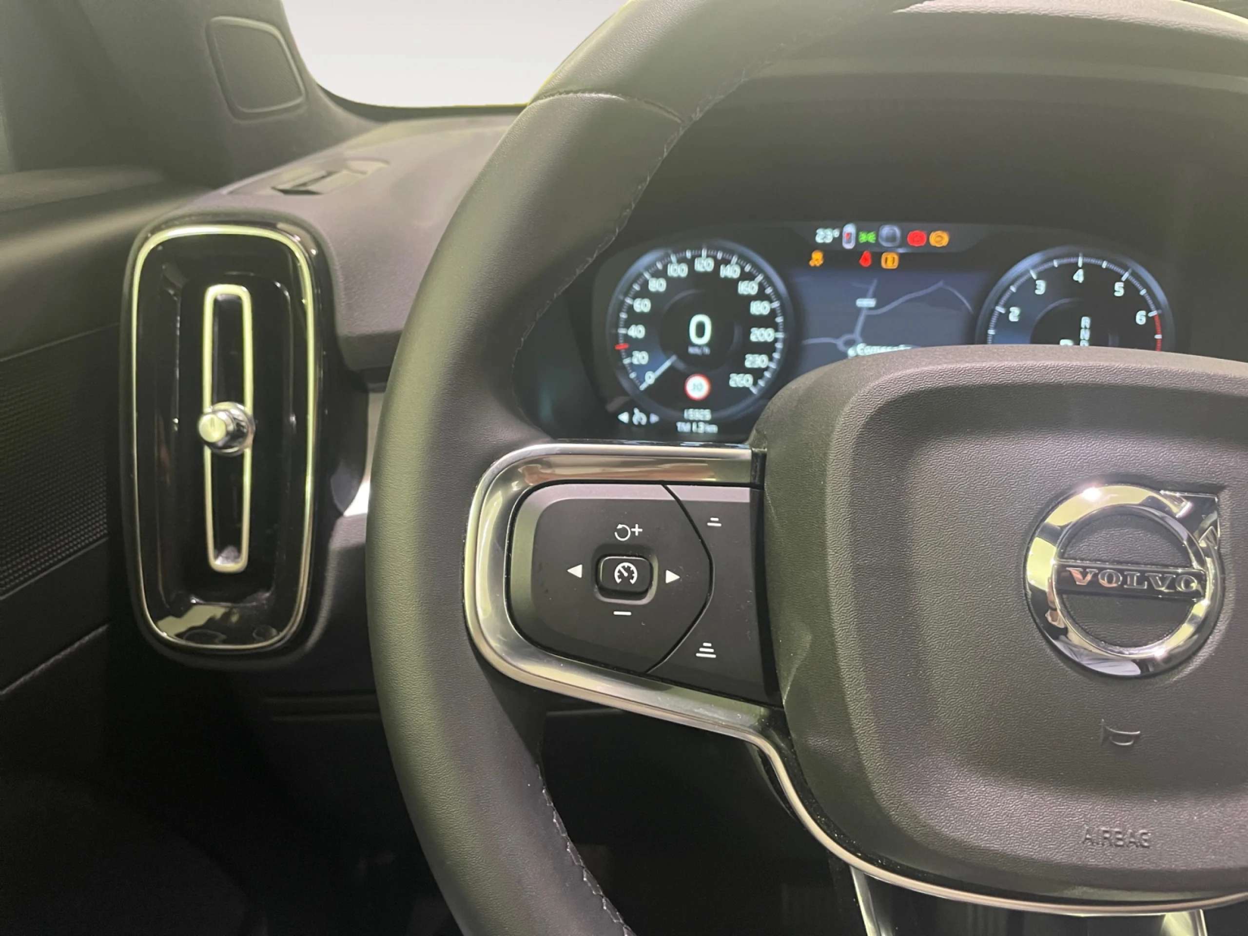 VOLVO XC40 1.5 T2 CORE AUTO - Foto 12