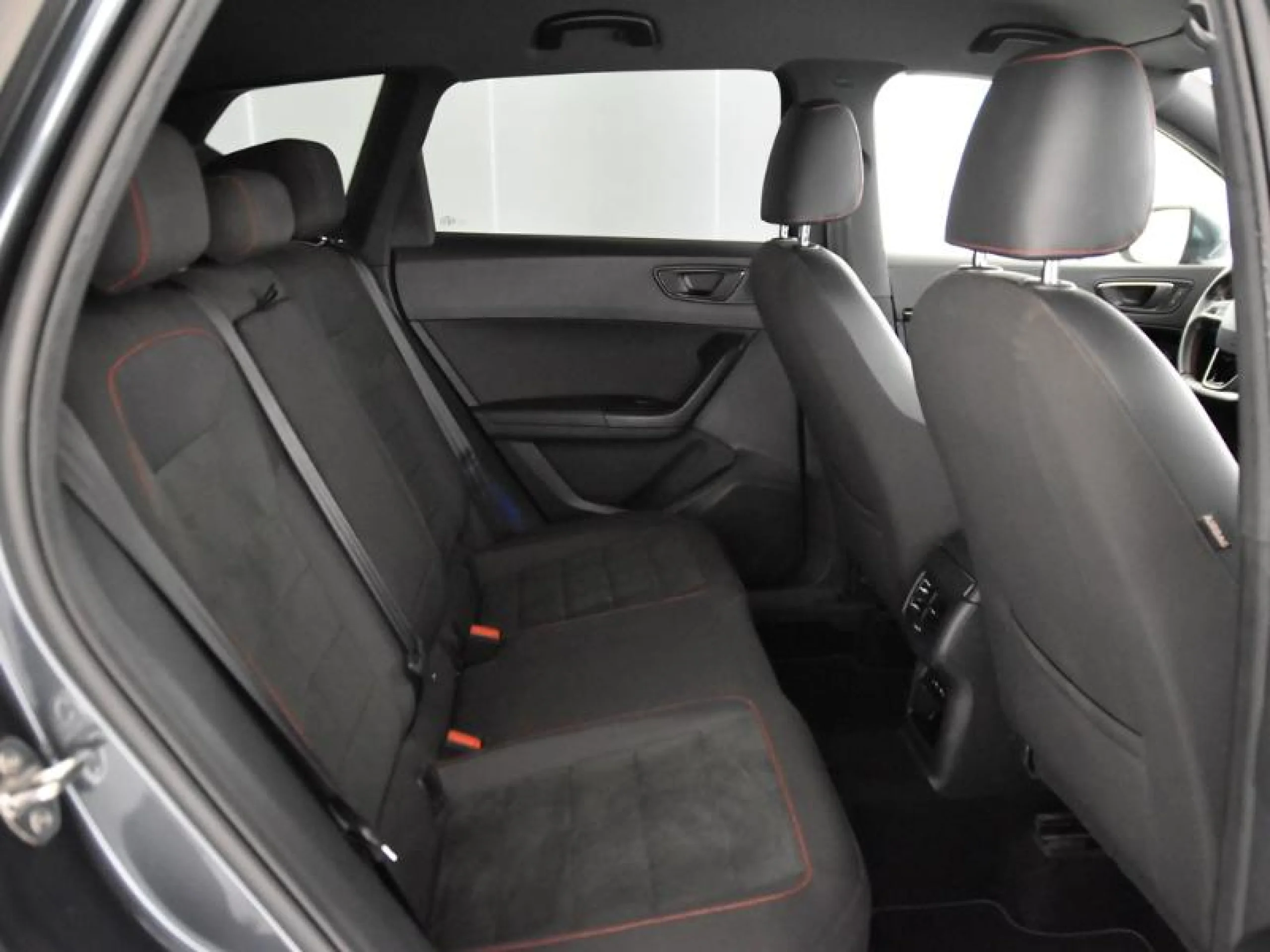 SEAT ATECA 2.0 TDI 140KW (190CV) DSG S&S FR EDITION - Foto 6