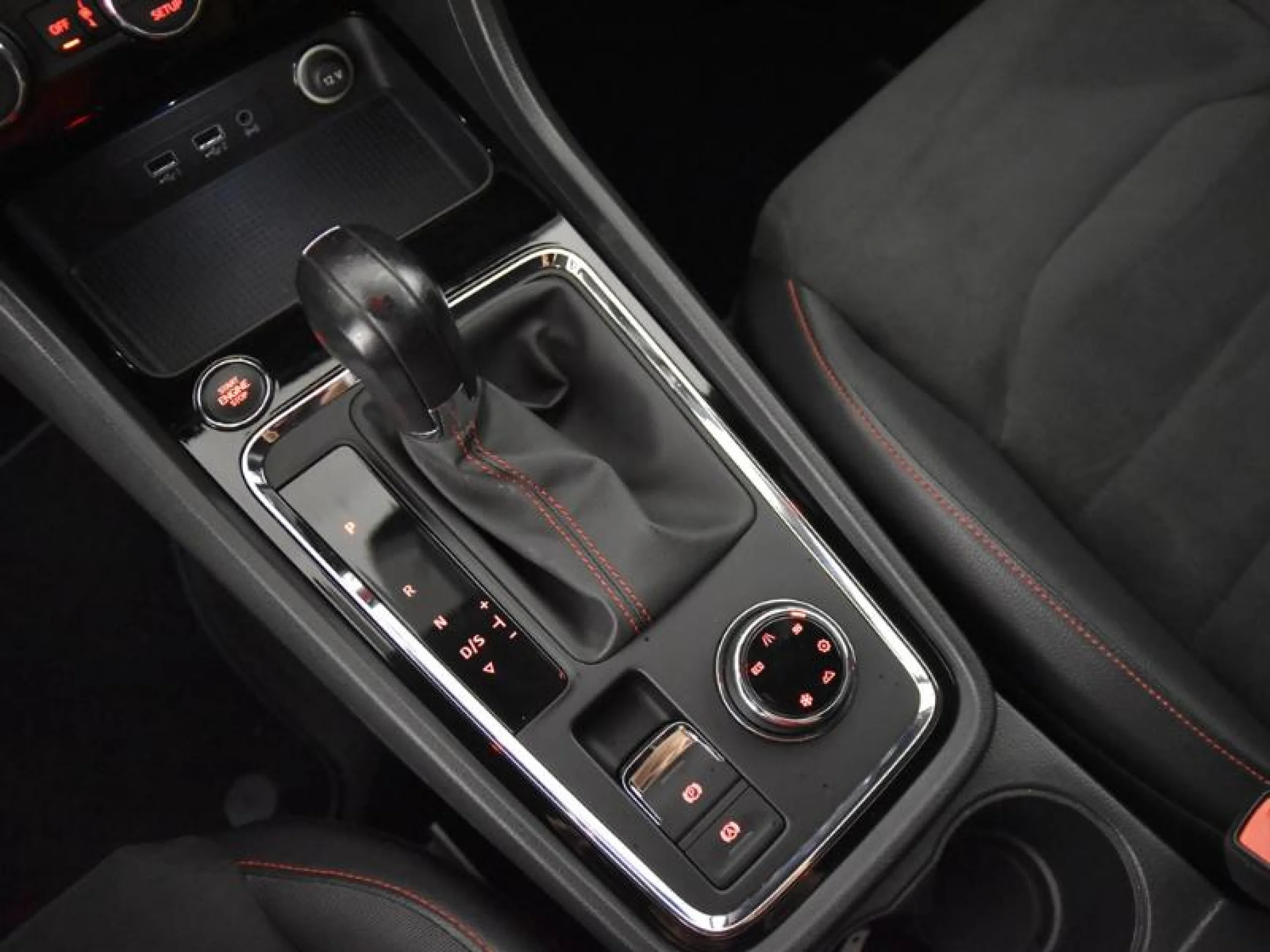 SEAT ATECA 2.0 TDI 140KW (190CV) DSG S&S FR EDITION - Foto 12