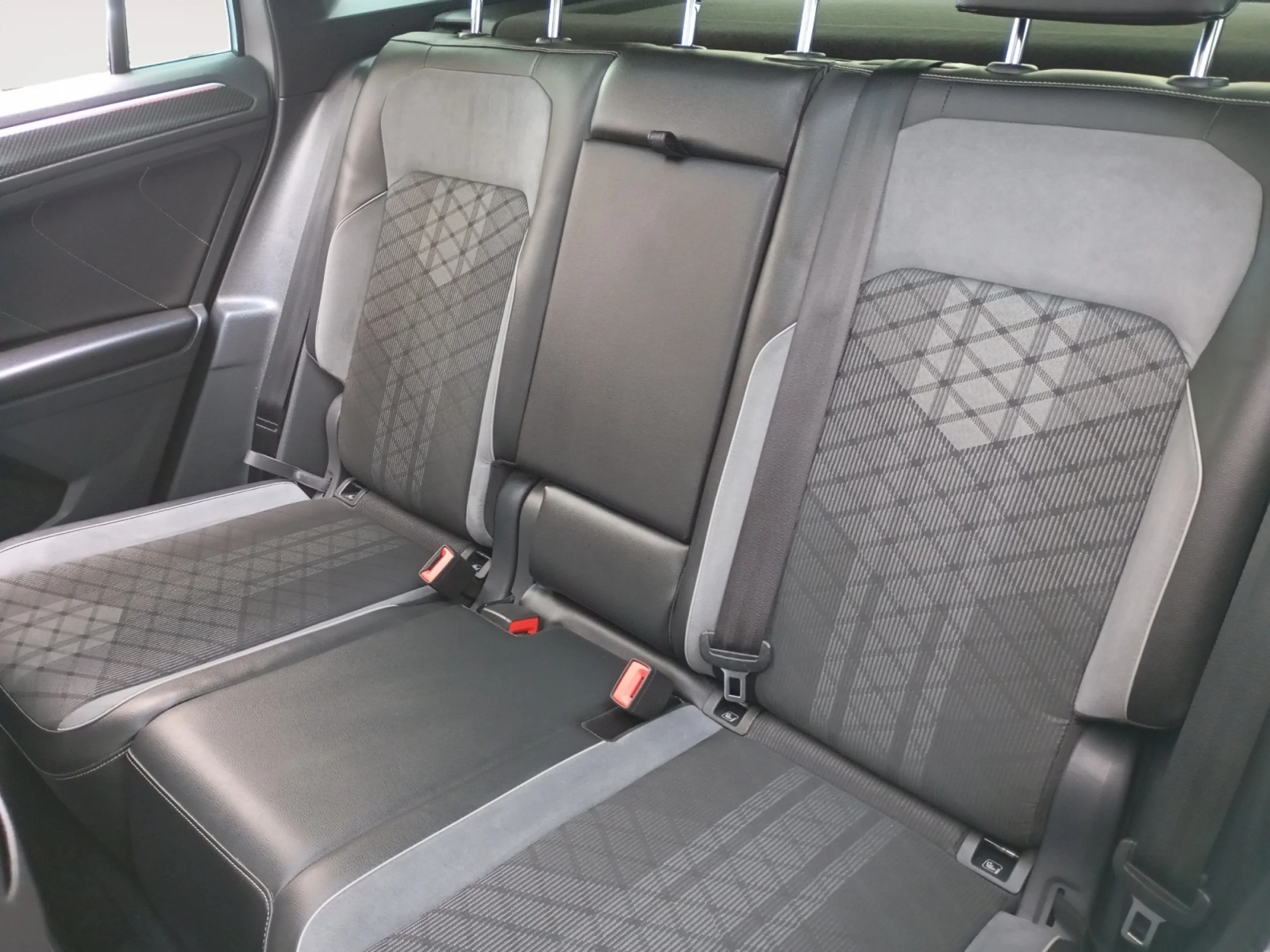 VOLKSWAGEN TIGUAN R LINE 2.0 TDI 110KW (150CV) DSG - Foto 6