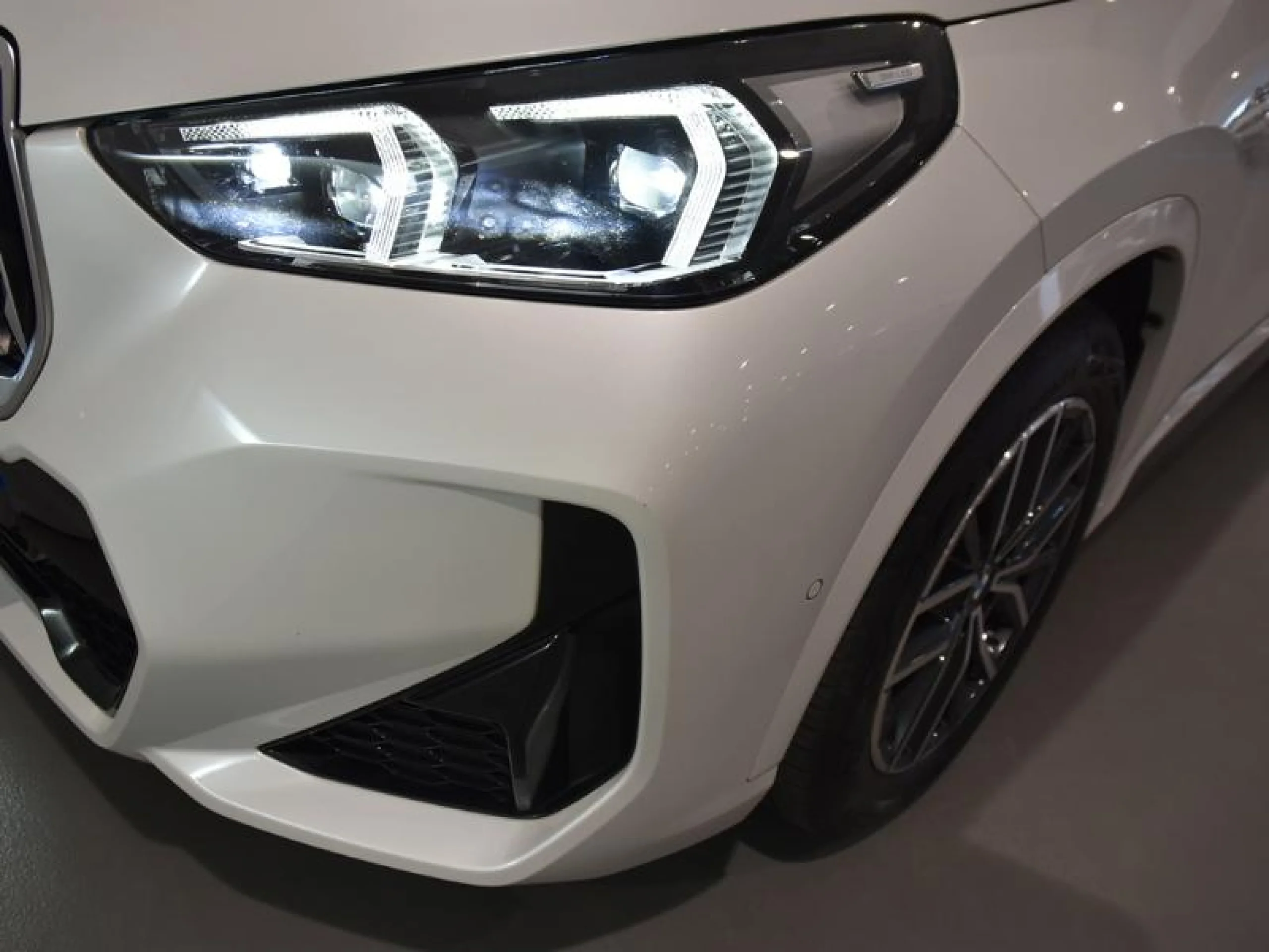 BMW X1 SDRIVE20I - Foto 24