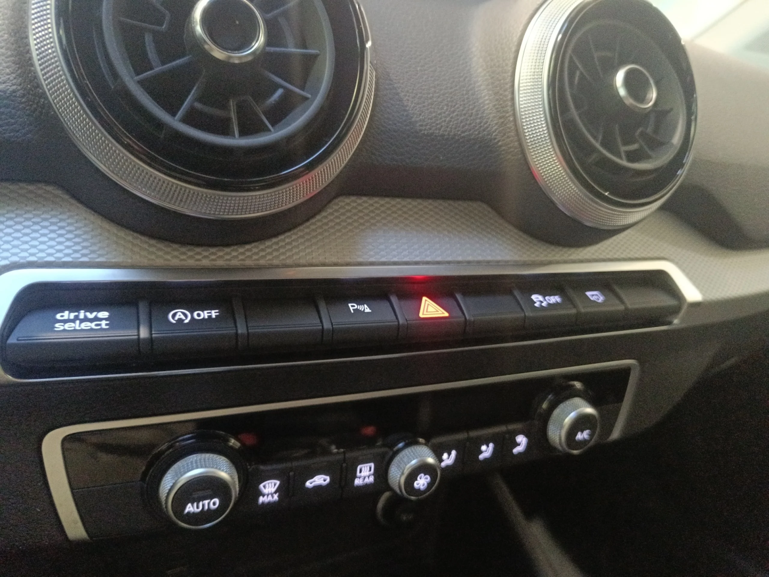 AUDI Q2 S LINE 30 TDI 85KW (116CV) S TRONIC - Foto 12
