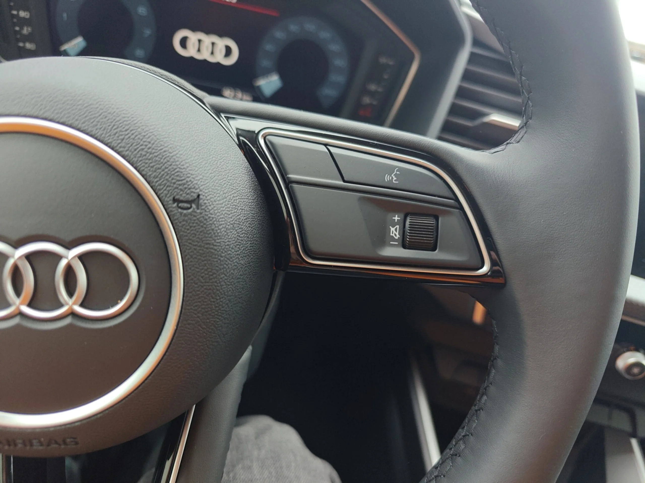 AUDI A1 SPORTBACK ADVANCED 30 TFSI 85KW S TRONIC - Foto 10