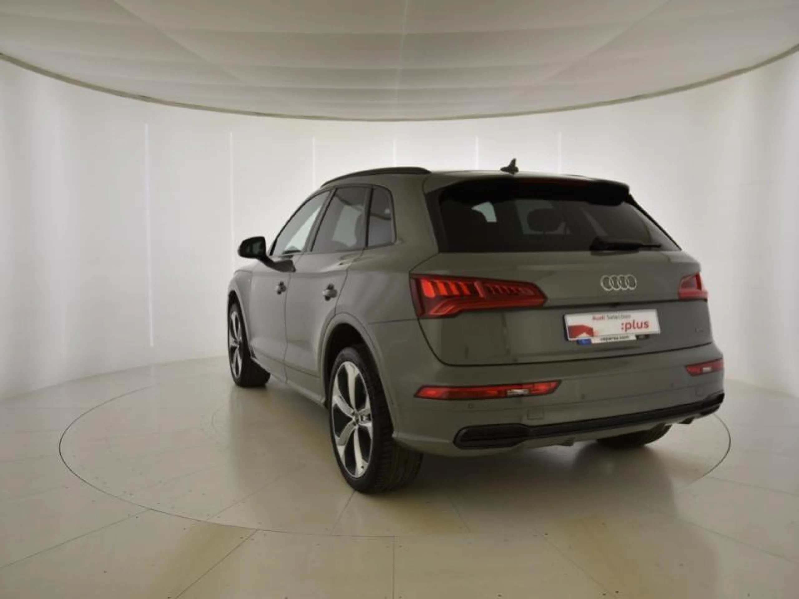 AUDI Q5 BLACK LINE 40 TDI 140KW QUATTRO S TRONIC - Foto 2