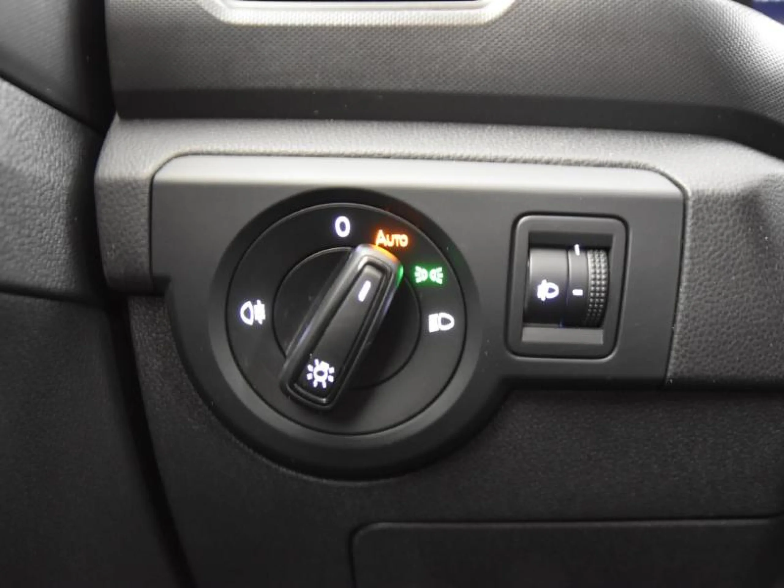 VOLKSWAGEN T CROSS T CROSS 1.0 TSI 70KW (95CV) - Foto 17