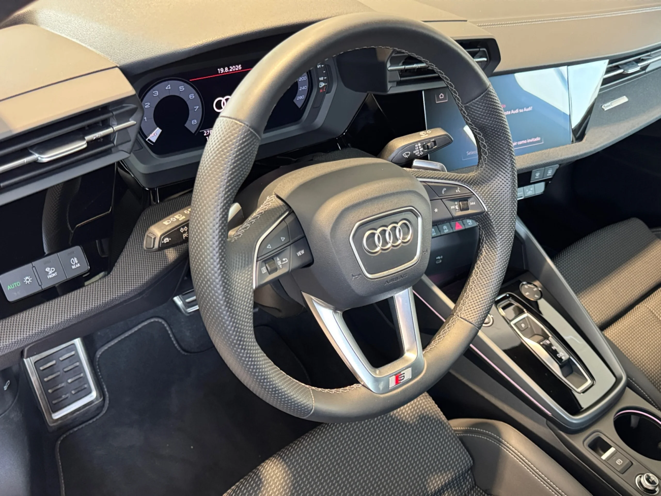 AUDI A3 SEDAN S LINE 35 TFSI 110KW S TRONIC - Foto 9