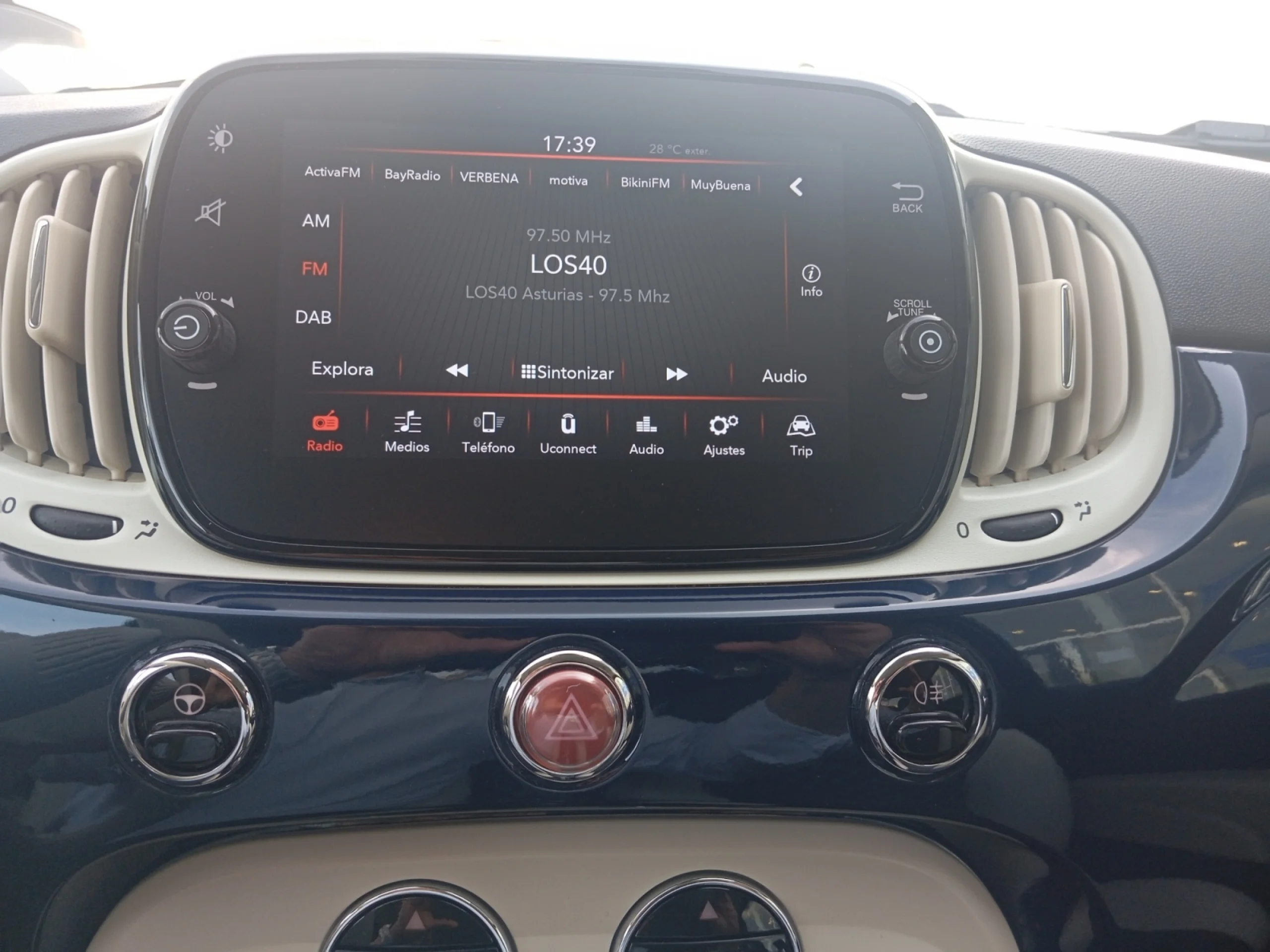 FIAT 500C DOLCEVITA 1.0 HYBRID 51KW (70 CV) - Foto 9