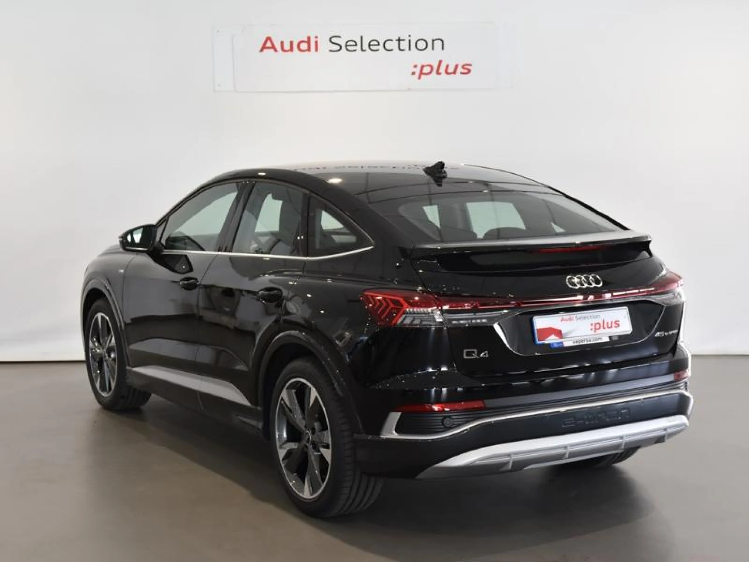 AUDI Q4 SPORTBACK E TRON S LINE 45 E TRON 220KW 82KWH - Foto 2