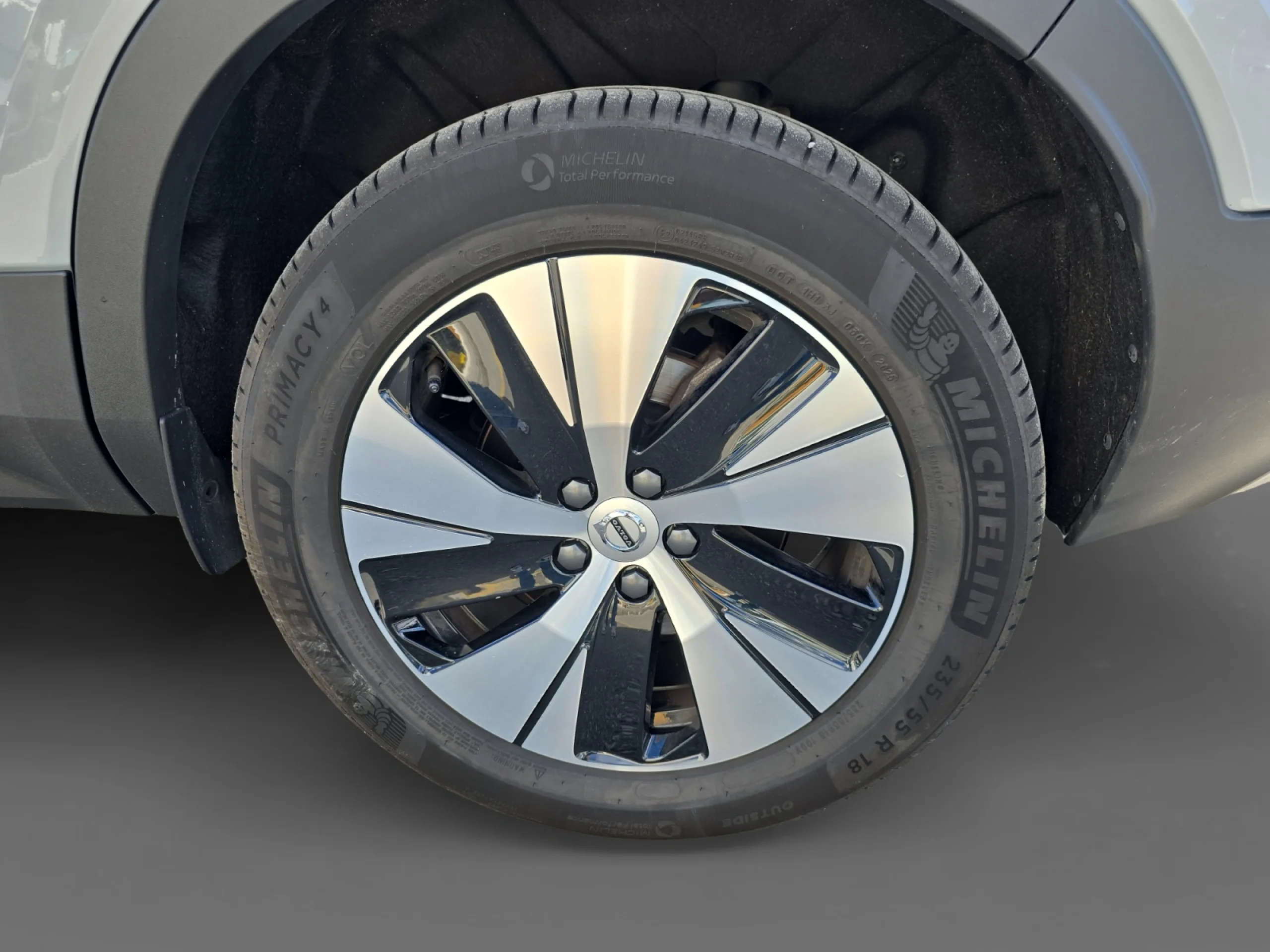 VOLVO XC40 2.0 B3 G CORE AUTO - Foto 9