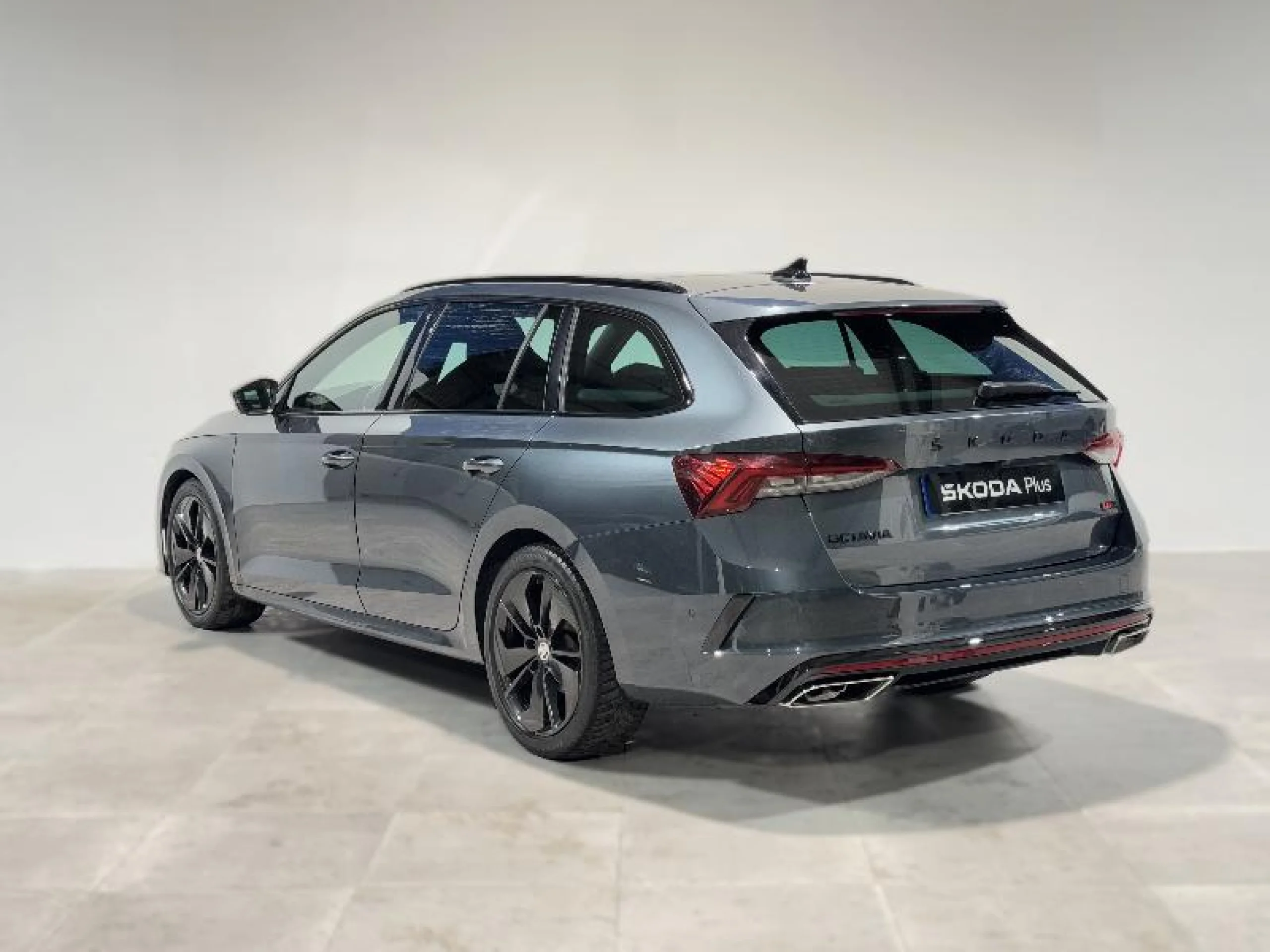 SKODA OCTAVIA COMBI 2.0 TDI 147KW (200CV) DSG RS - Foto 2