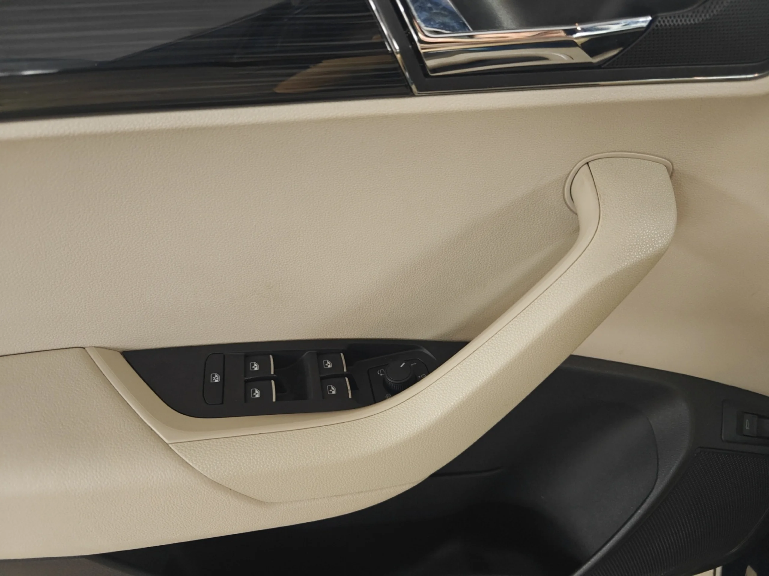 SKODA KAROQ 1.5 TSI 110KW (150CV) DSG ACT STYLE - Foto 13