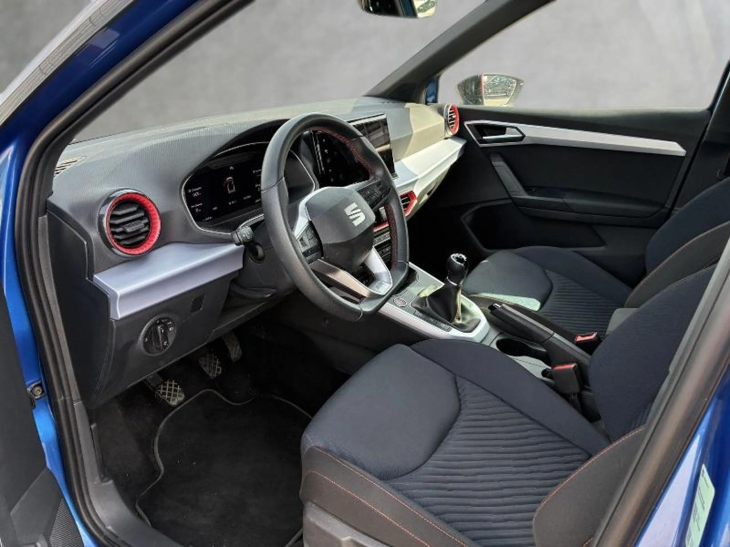 SEAT ARONA 1.0 TSI 85KW (115CV) FR SPECIAL EDITION - Foto 4