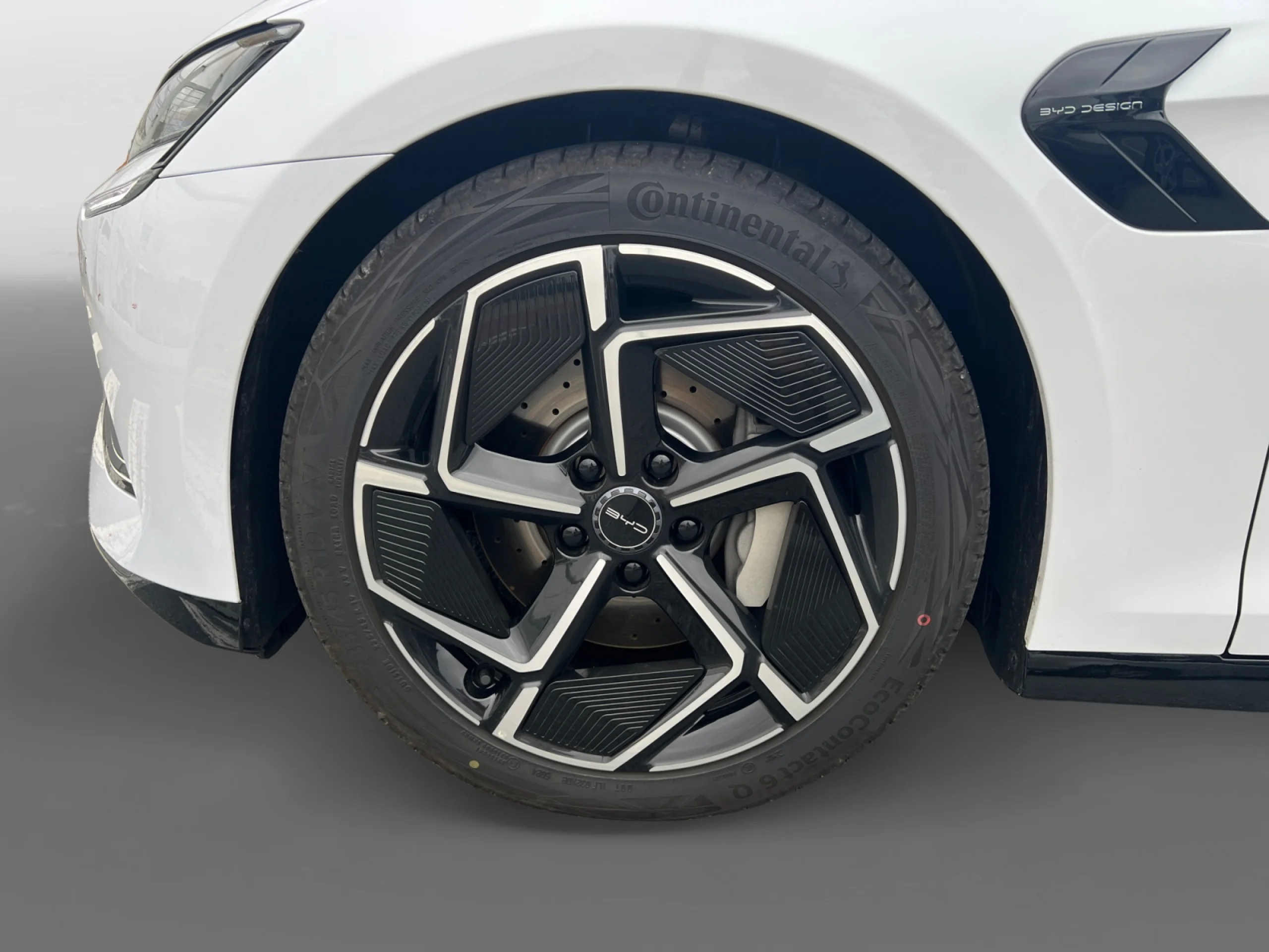 BYD SEAL DESIGN RWD - Foto 9