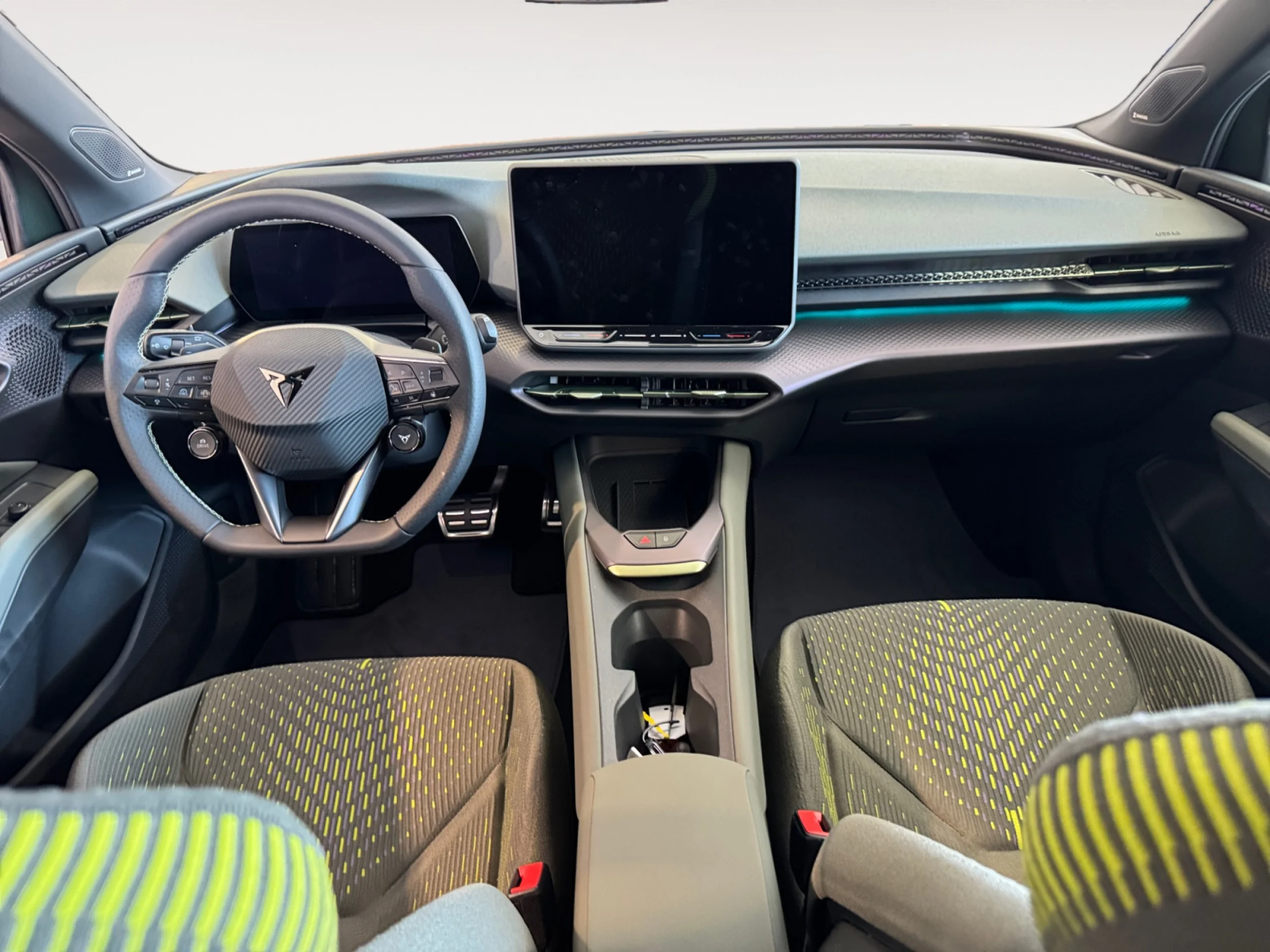 CUPRA RAVAL RAVAL VZ 51,5 KWH / 166KW 166 KW (226 CV) 51,5 KWH EXTREME LAUNCH EDITION - Foto 4