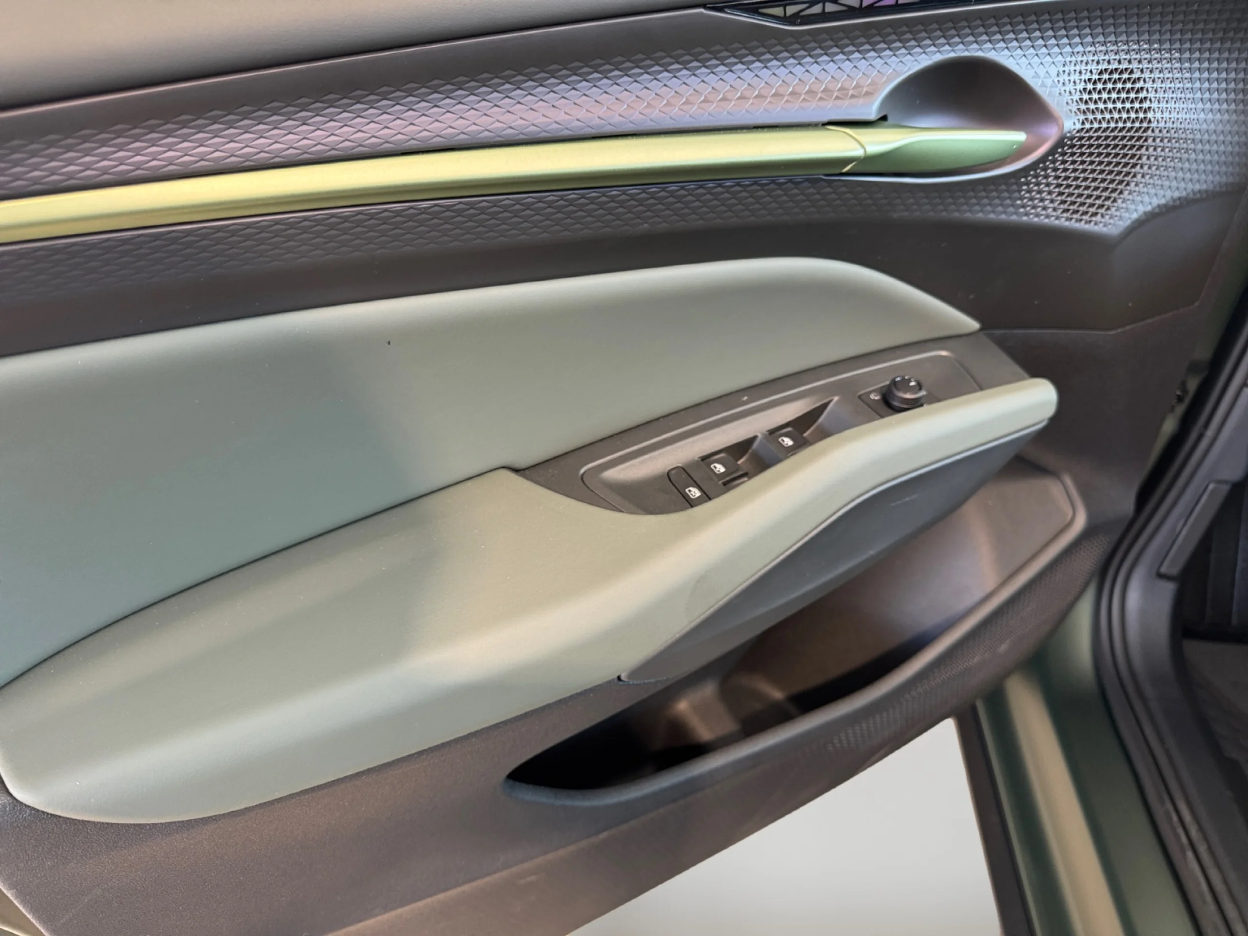 CUPRA RAVAL RAVAL VZ 51,5 KWH / 166KW 166 KW (226 CV) 51,5 KWH EXTREME LAUNCH EDITION - Foto 14