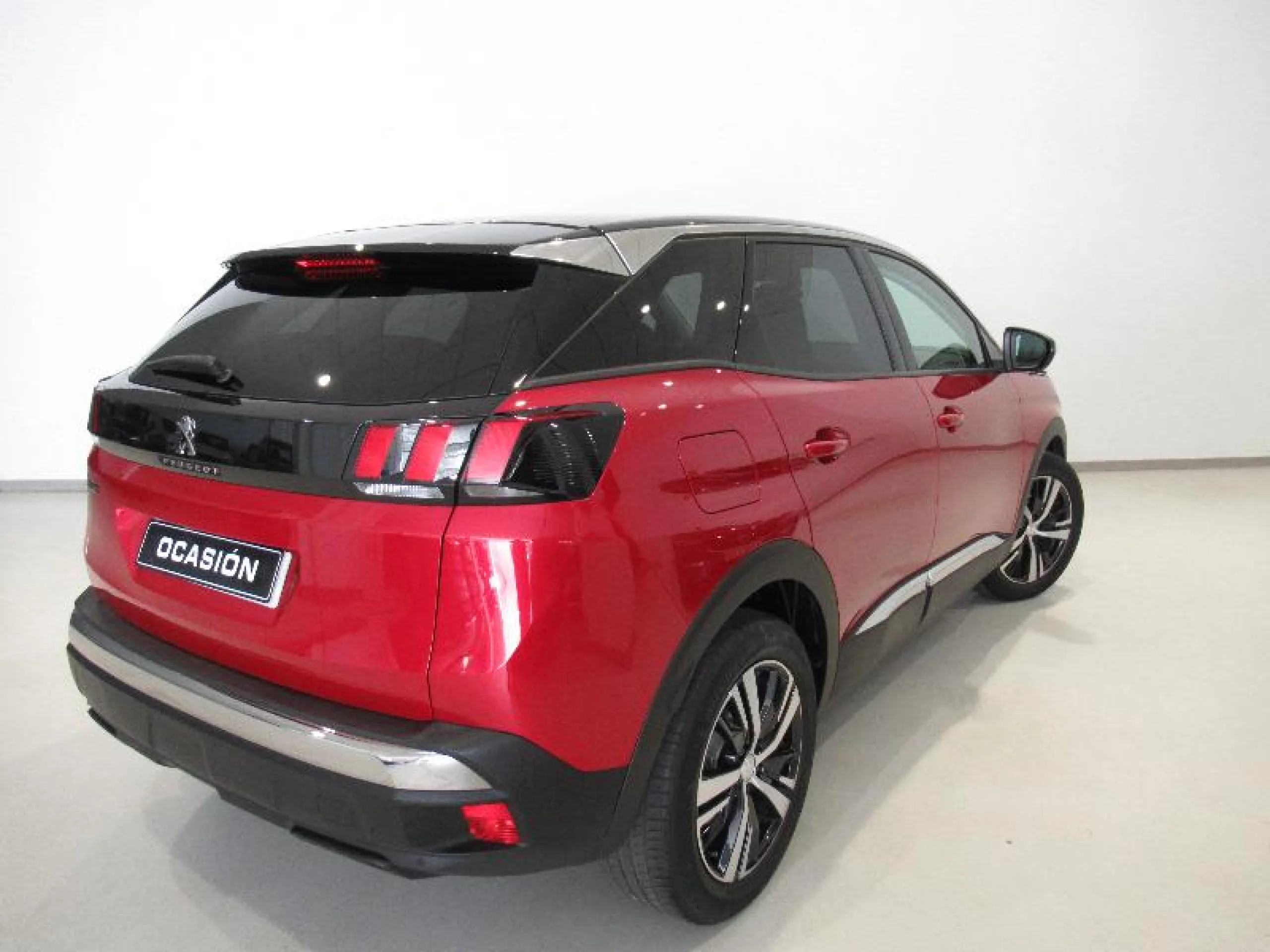 PEUGEOT 3008 1.2 PURETECH 96KW (130CV) ALLURE S&S - Foto 2