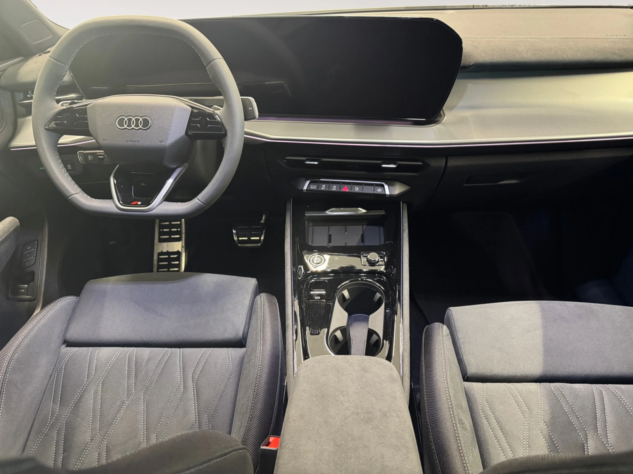 AUDI Q3 BLACK LINE 35 TFSI 110KW (150CV) S TRON - Foto 4