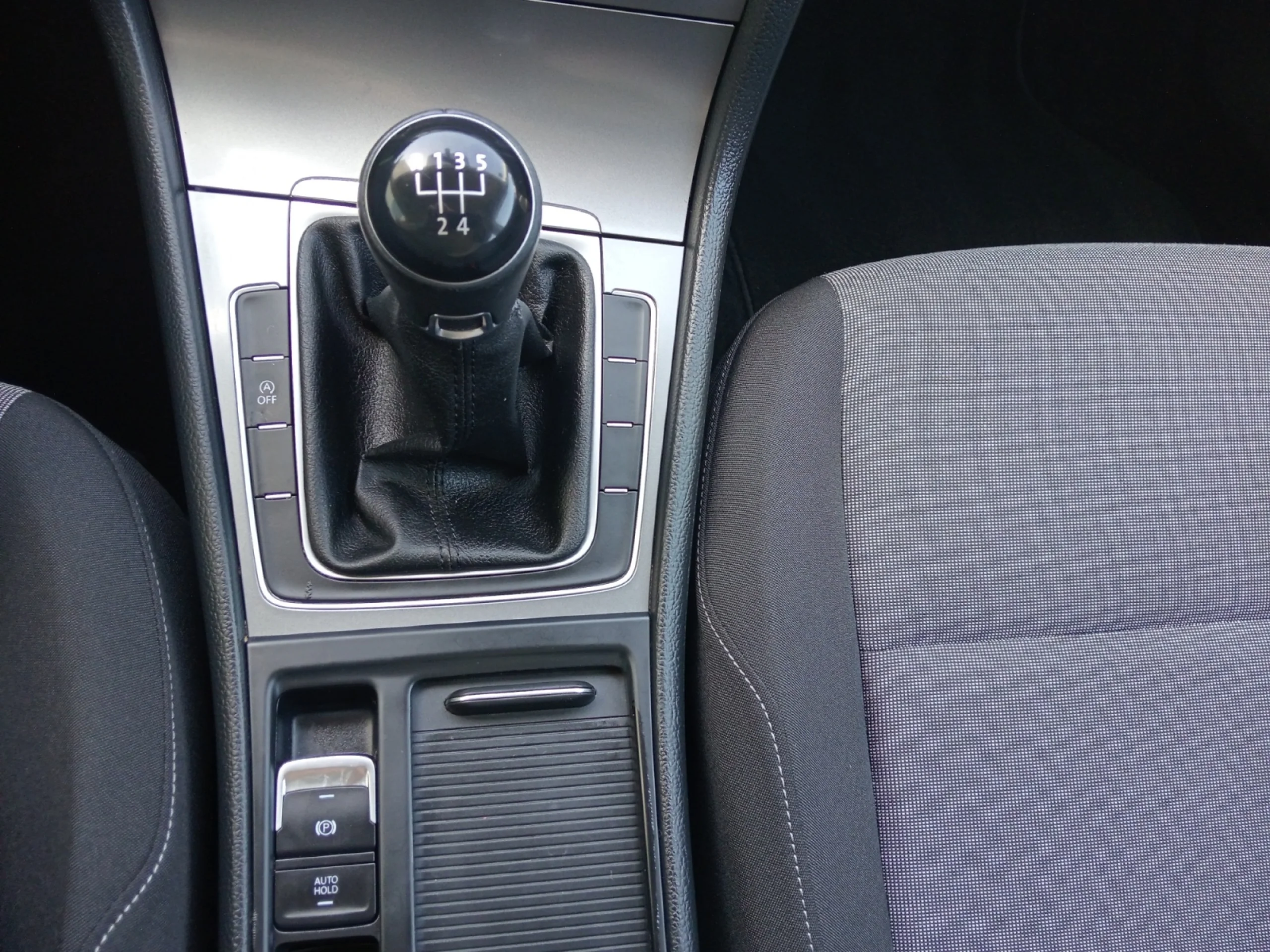 VOLKSWAGEN GOLF EDITION 1.6 TDI - Foto 13