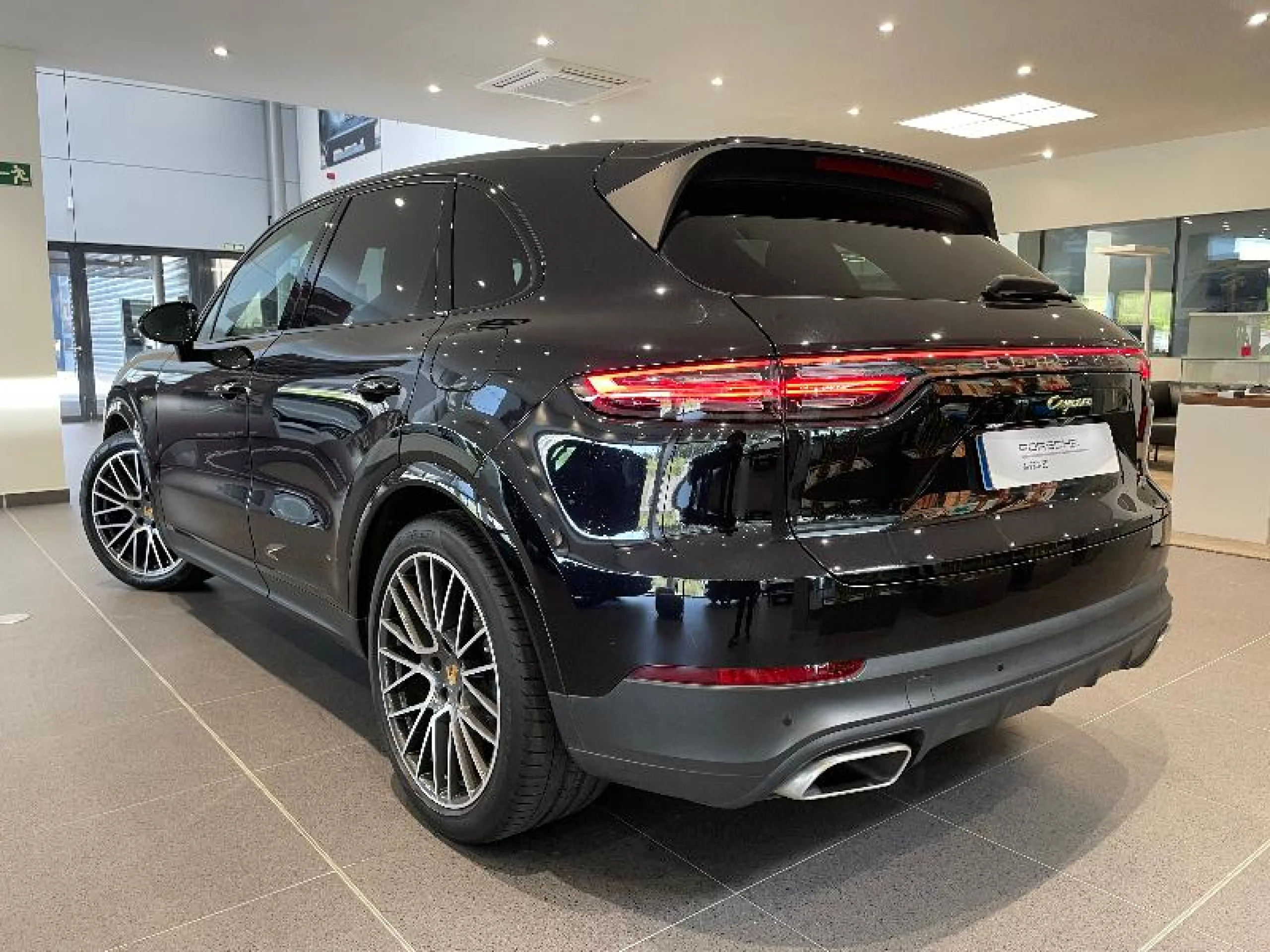 PORSCHE CAYENNE E HYBRID - Foto 3