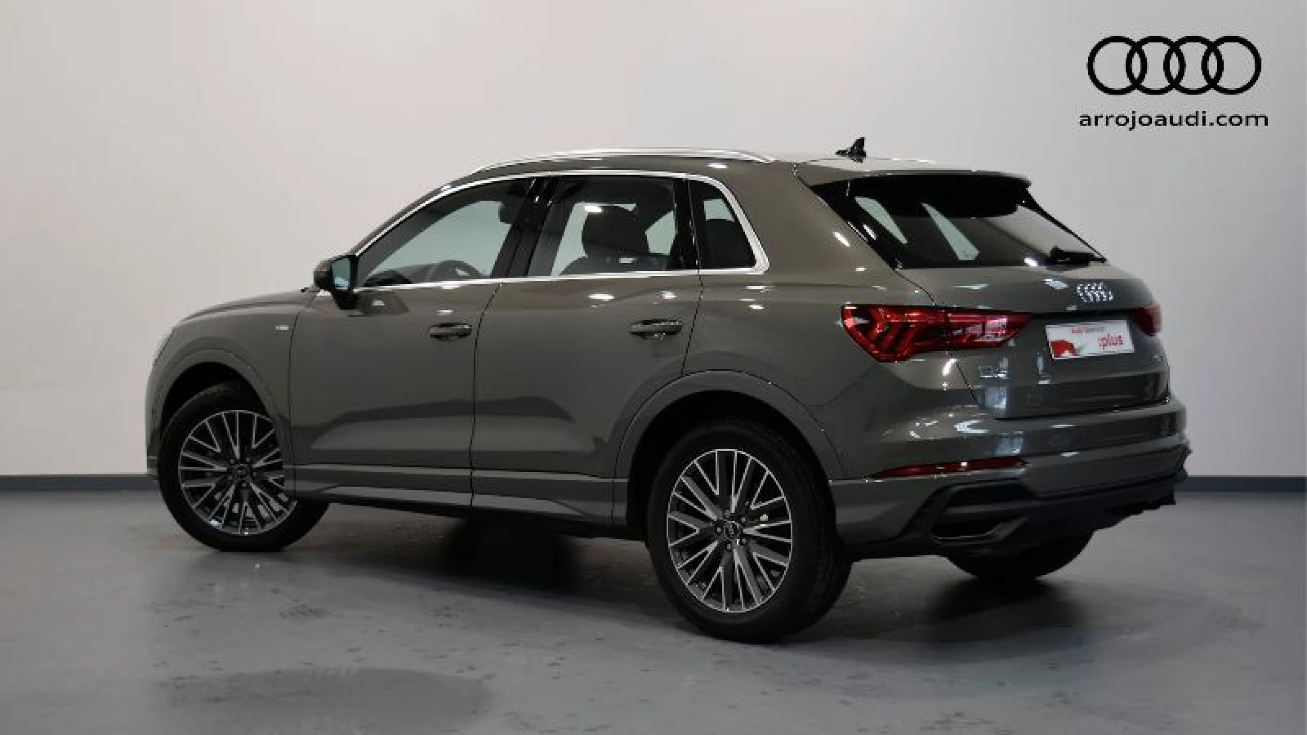 AUDI Q3 S LINE 35 TDI 110KW (150CV) S TRONIC - Foto 2