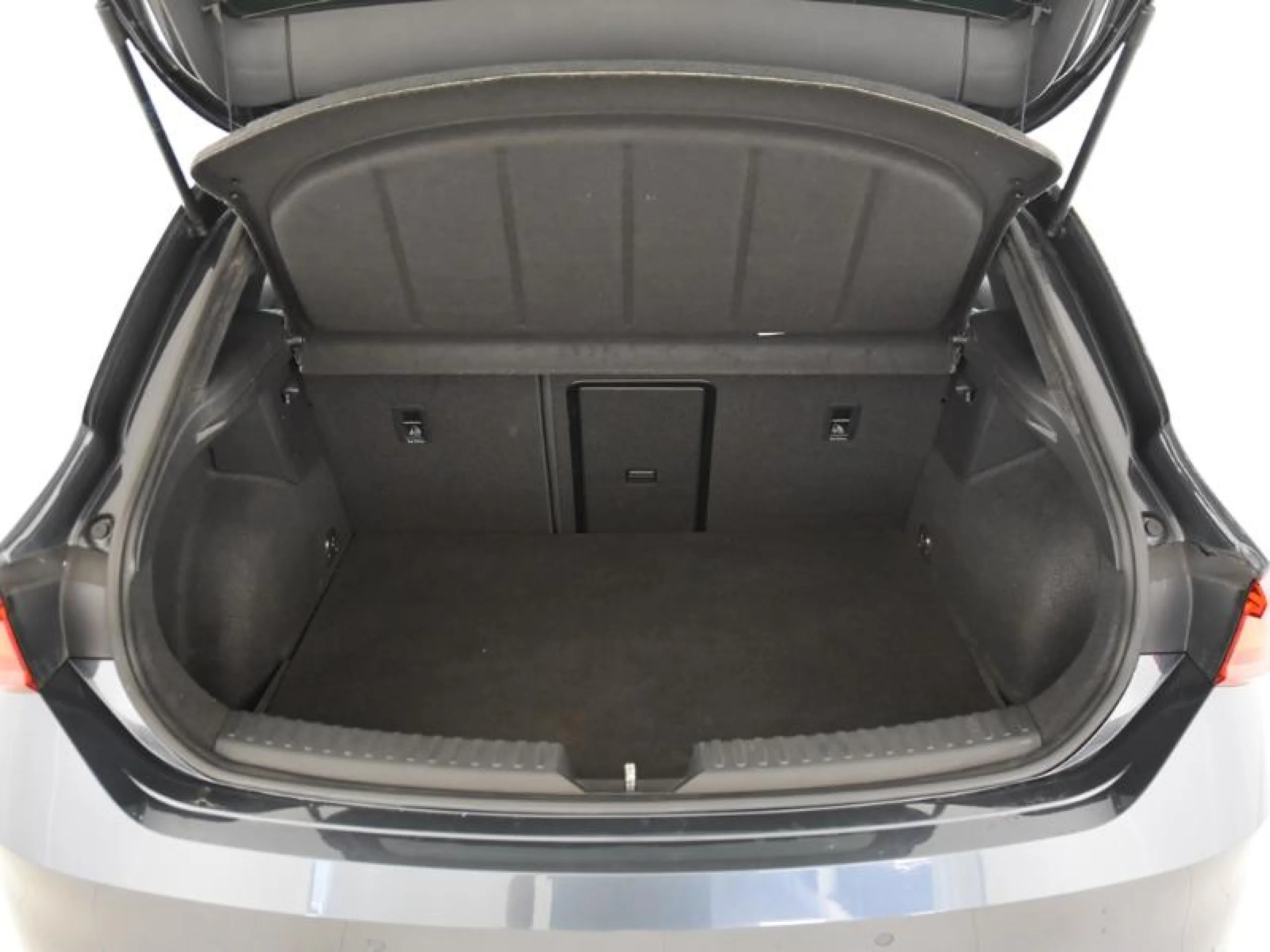 SEAT LEON 1.4 E HYBRID DSG 6 S&S FR - Foto 7