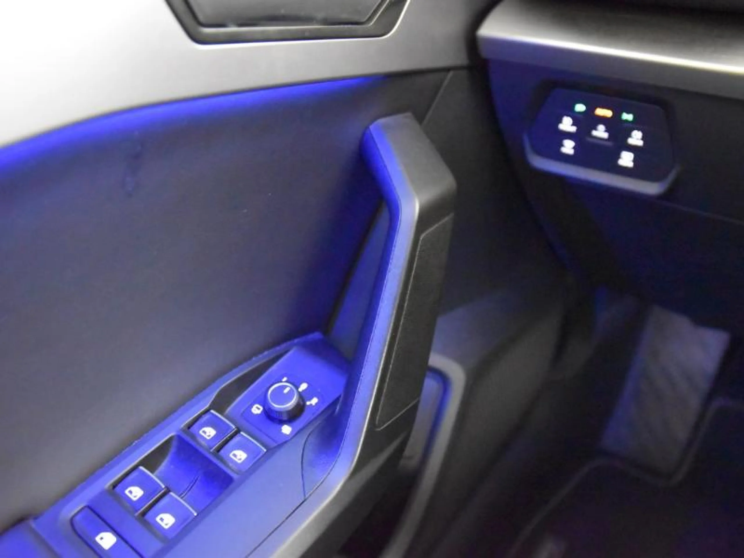 SEAT LEON 1.4 E HYBRID DSG 6 S&S FR - Foto 16