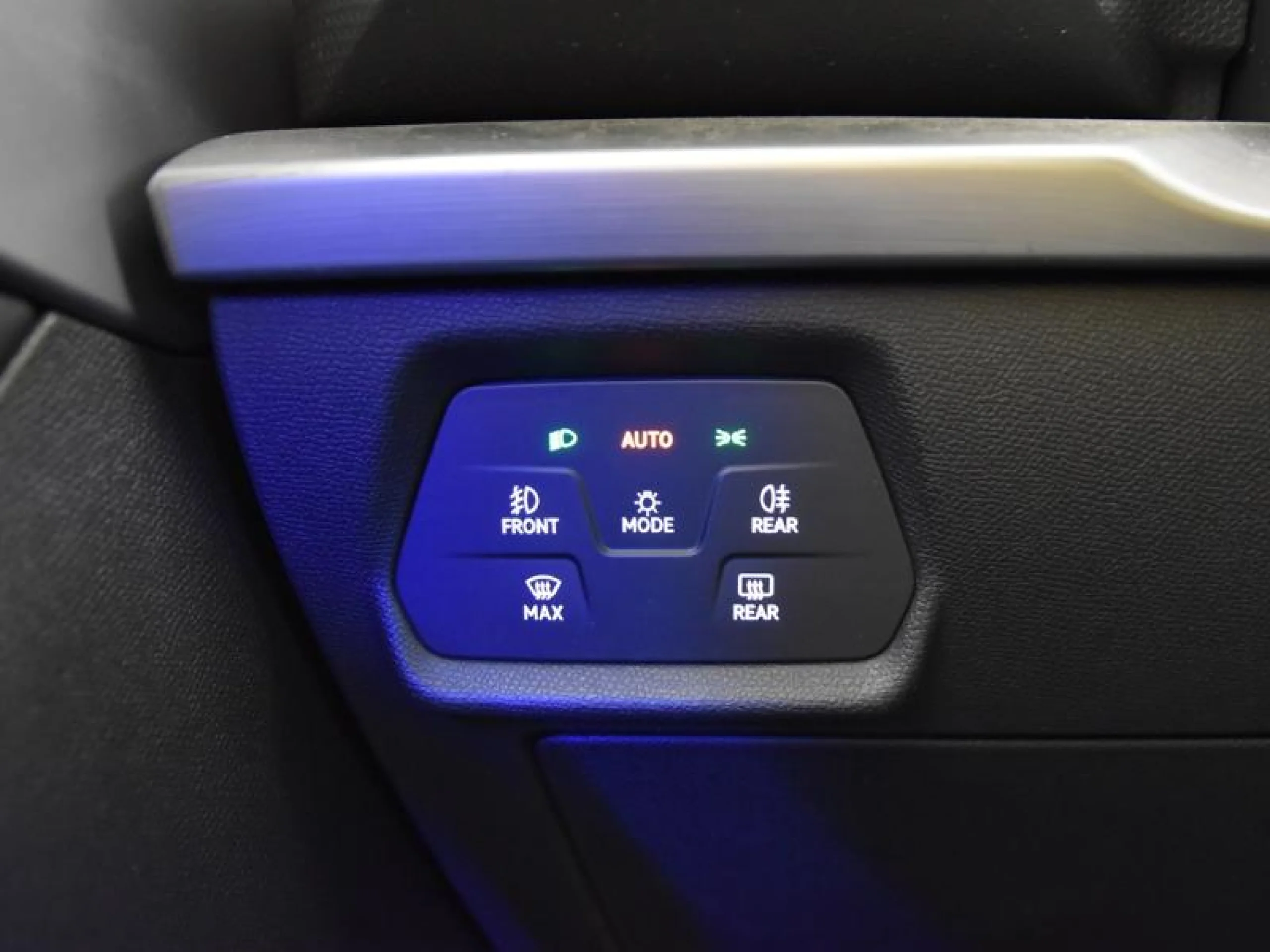 SEAT LEON 1.4 E HYBRID DSG 6 S&S FR - Foto 17