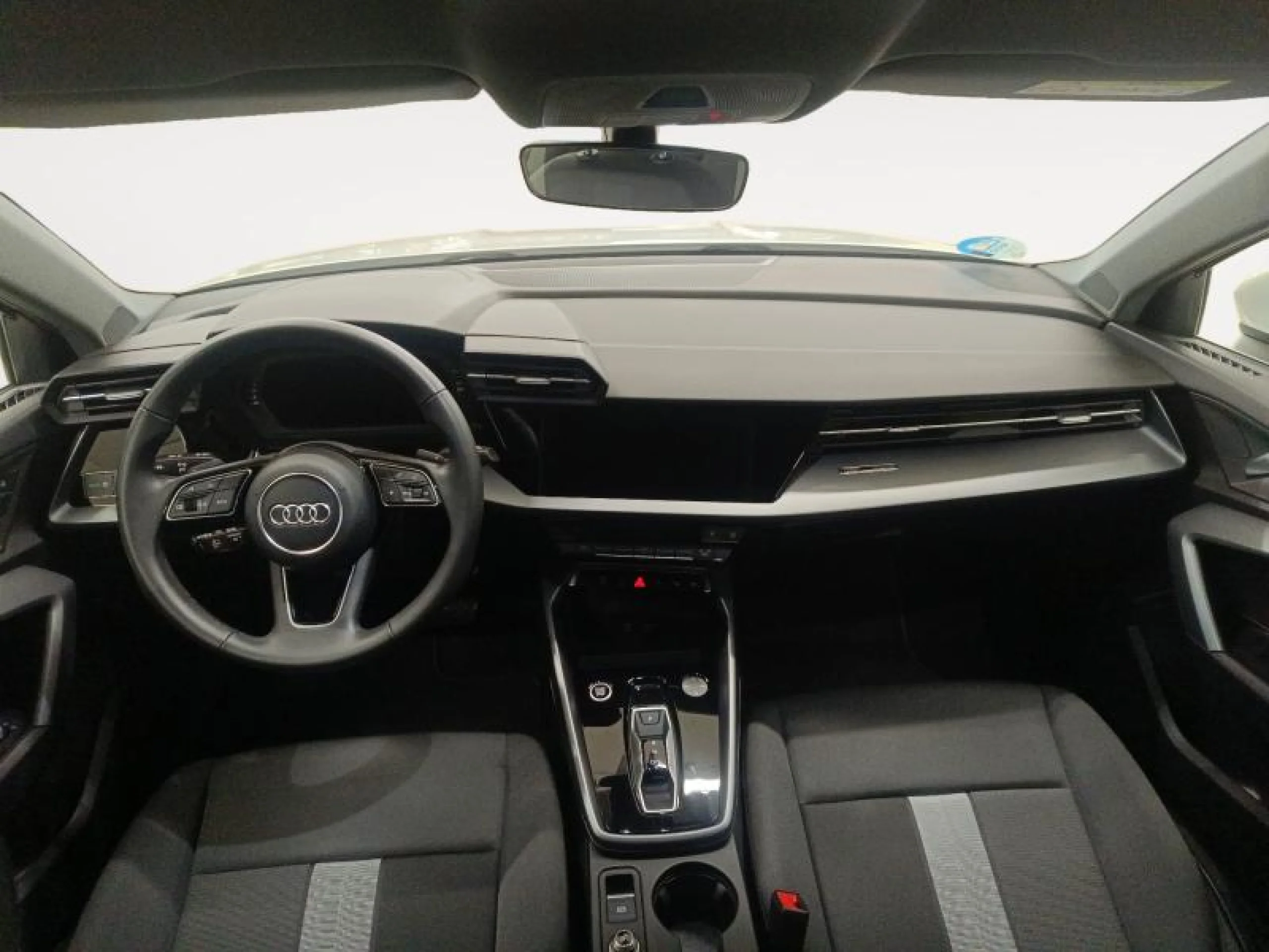 AUDI A3 SPORTBACK S LINE 30 TFSI 81KW S TRONIC - Foto 4