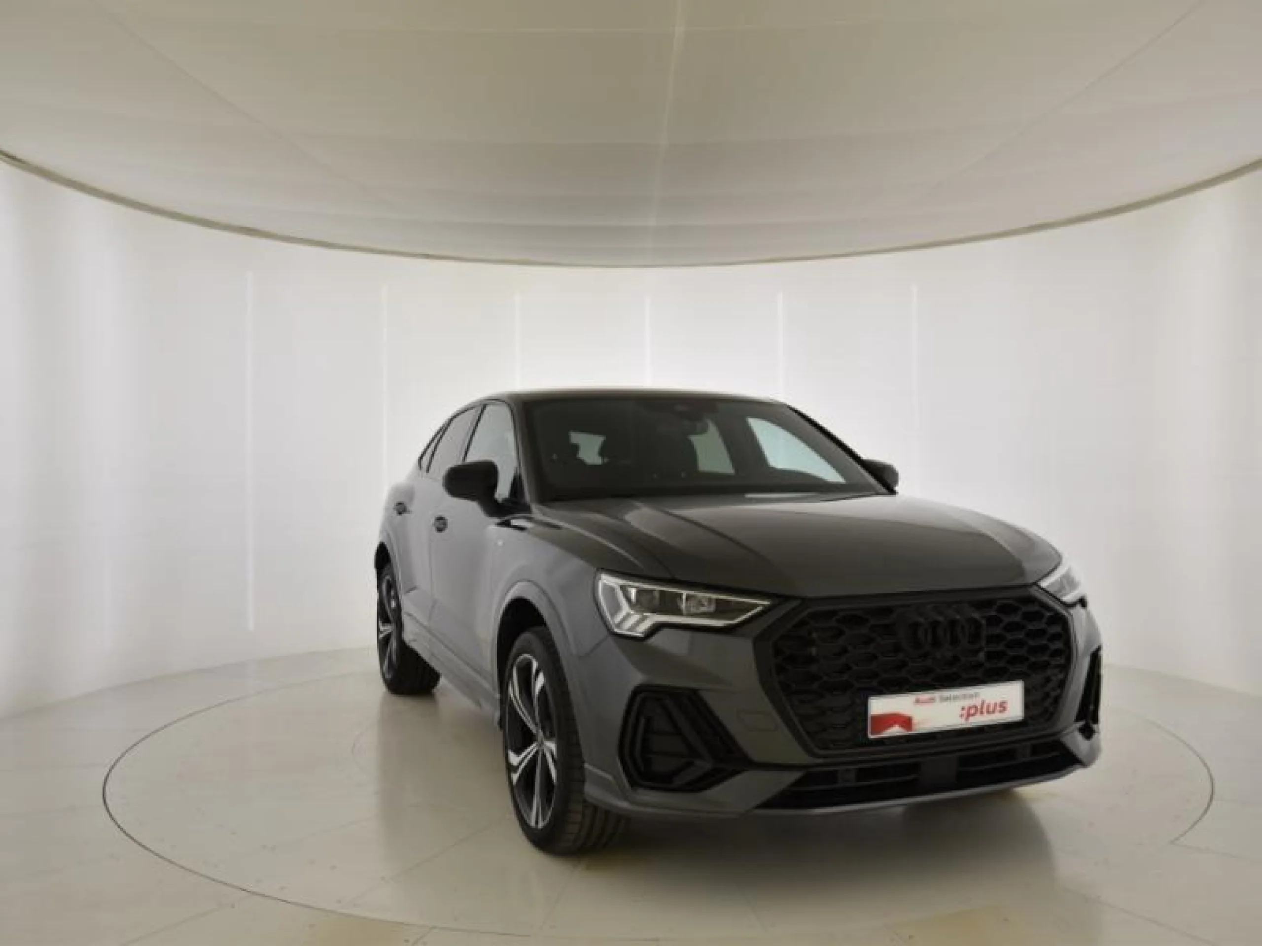 AUDI Q3 SPORTBACK 45 TFSI E 180KW S TRONIC BLACK LINE - Foto 1
