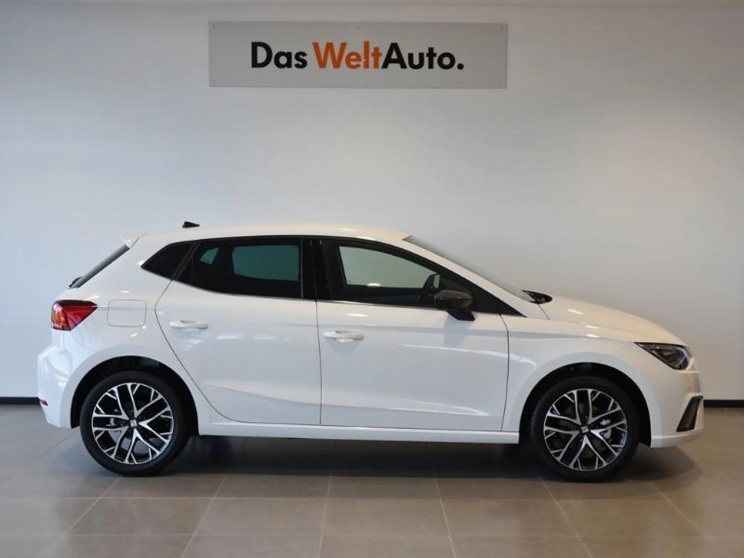 SEAT IBIZA 1.0 TSI 81KW (110CV) SPECIAL EDITION - Foto 3