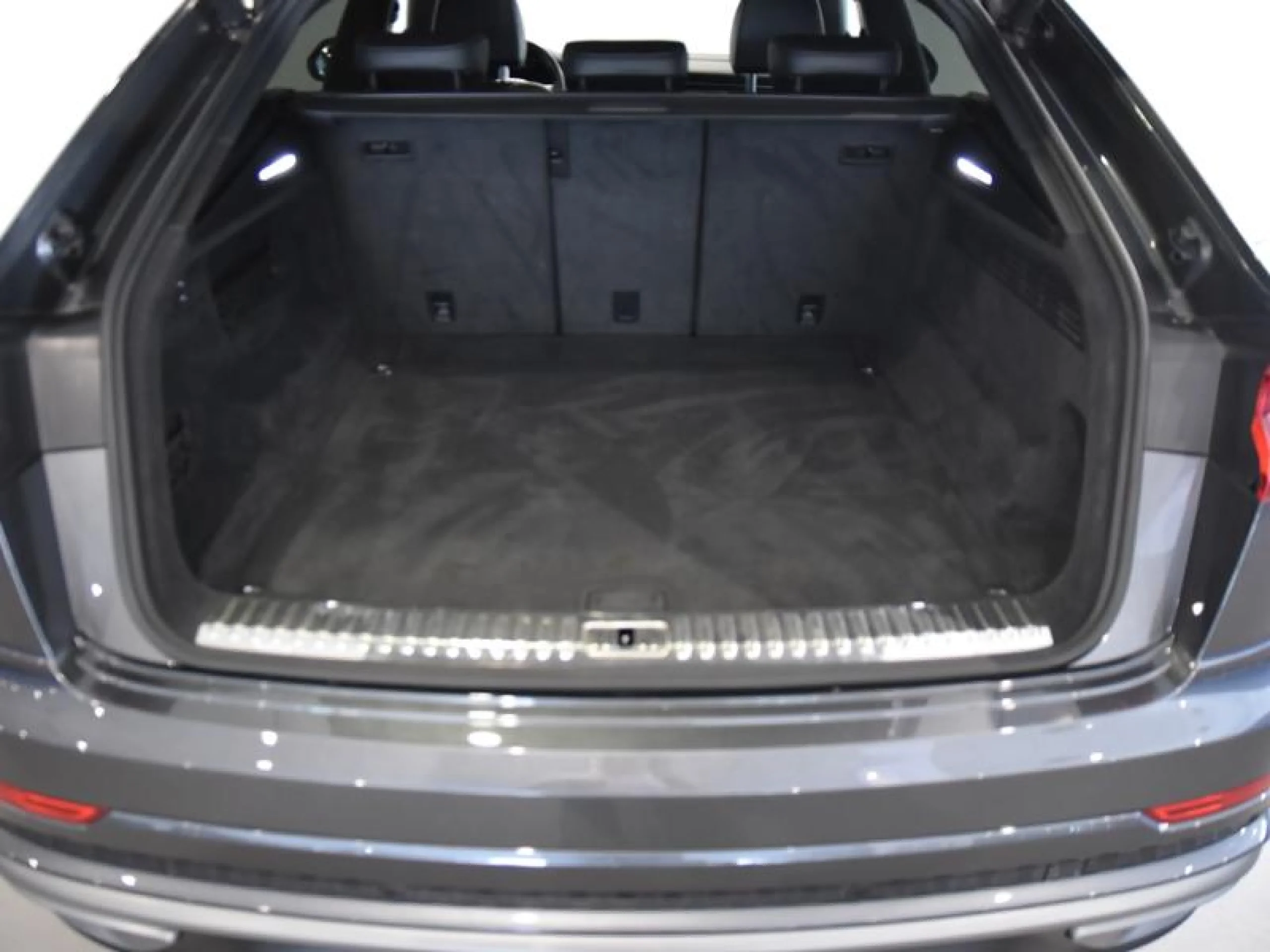 AUDI Q8 50 TDI 210KW (286CV) QUATTRO TIPTRONIC - Foto 7