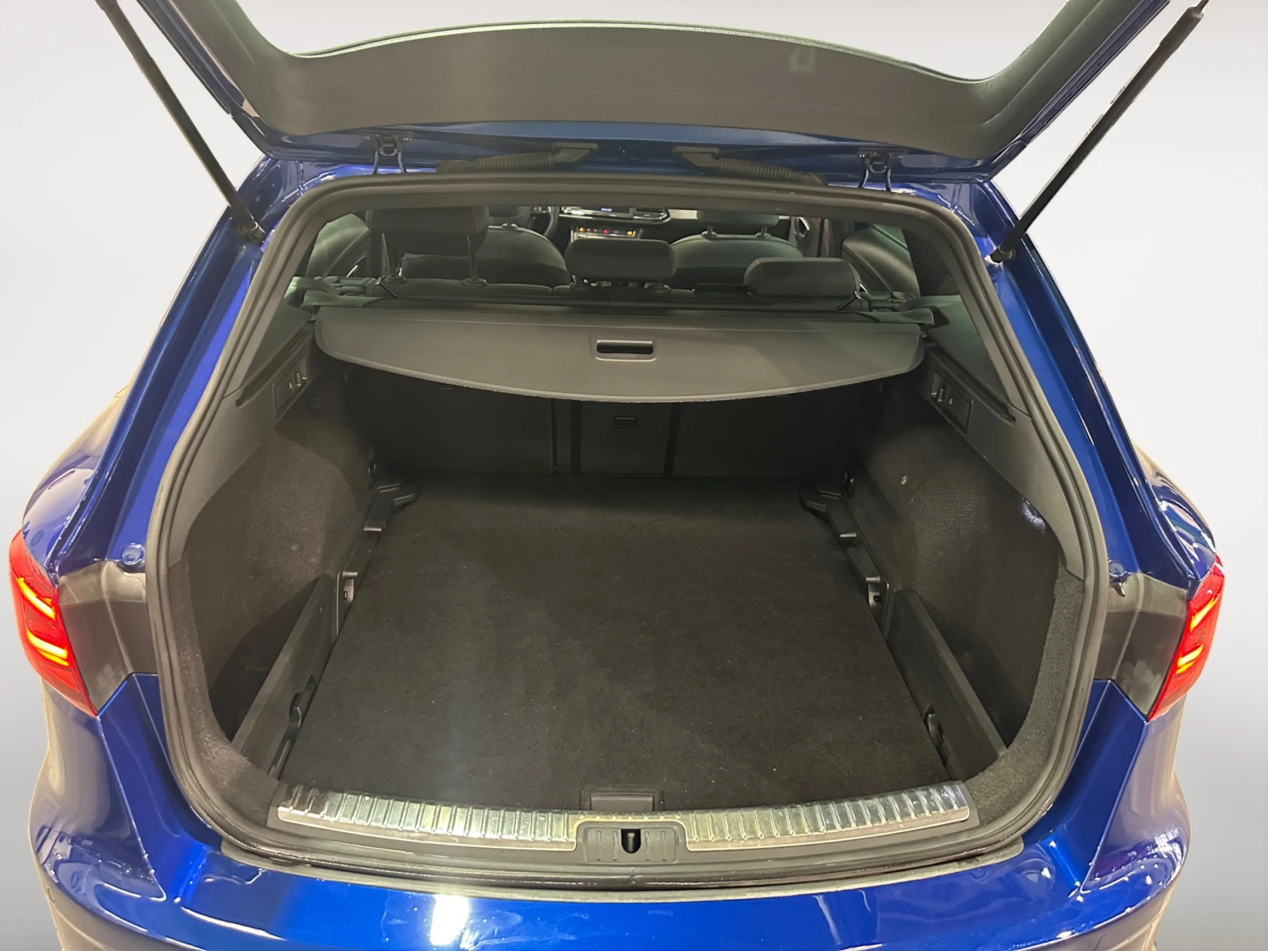 SEAT LEON ST 2.0 TDI 110KW DSG 7 ST&SP FR ED PLUS - Foto 7