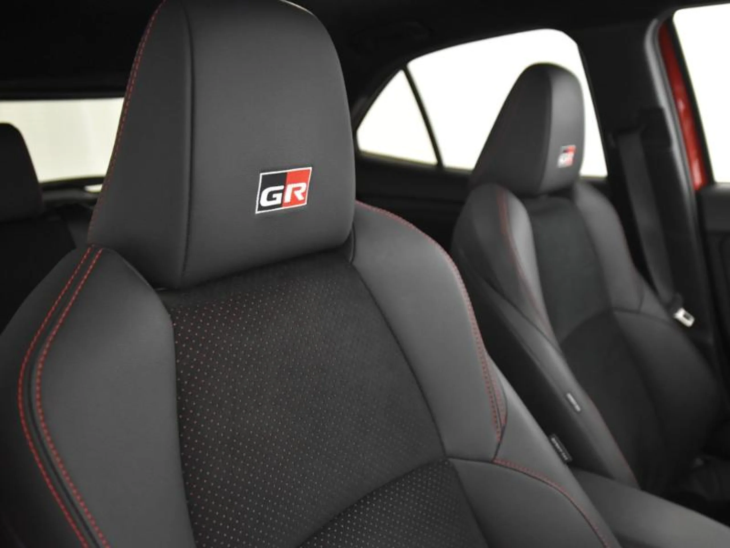 TOYOTA Yaris 1.5 125 S EDITION - Foto 10