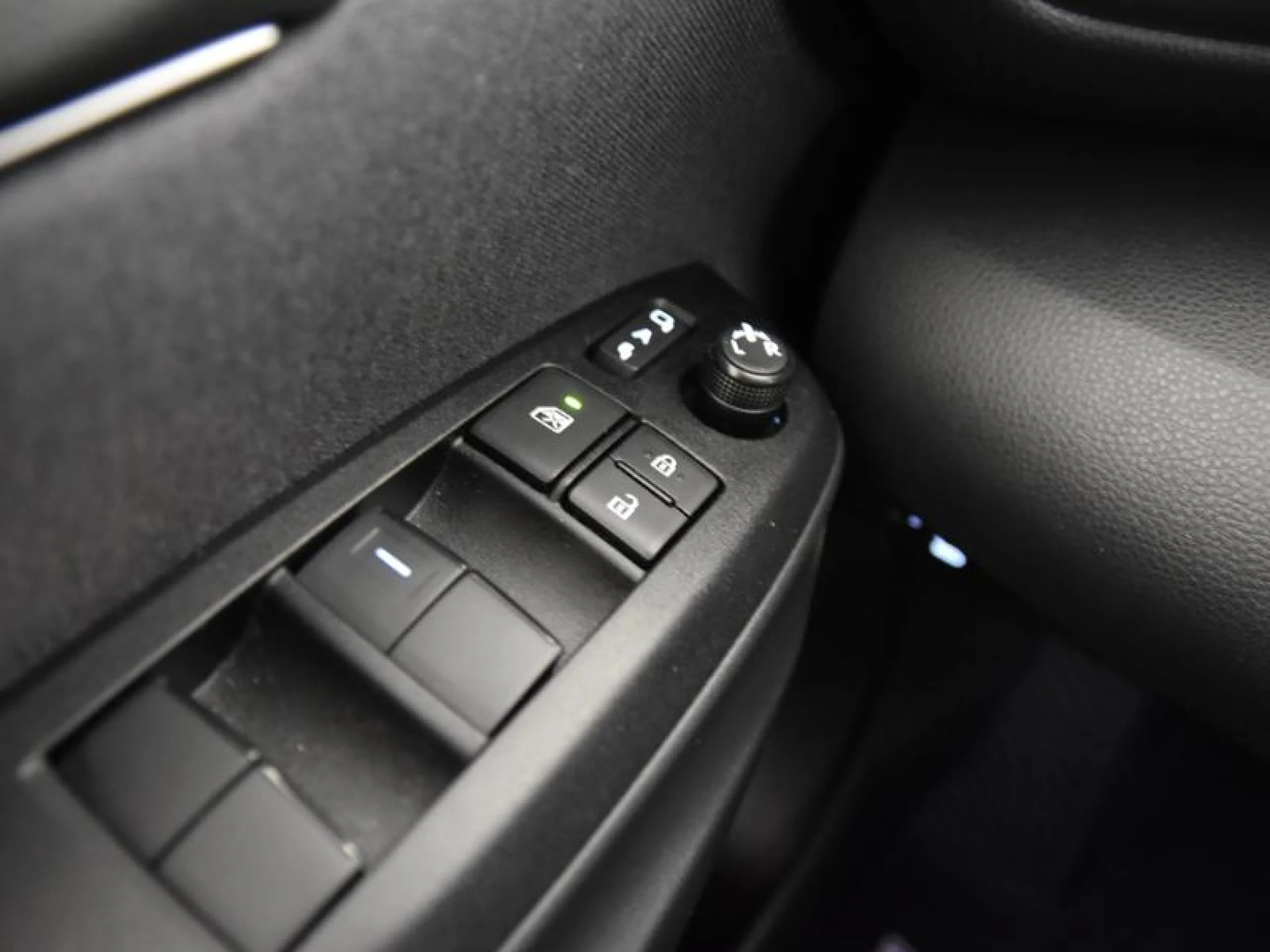 TOYOTA Yaris 1.5 125 S EDITION - Foto 18