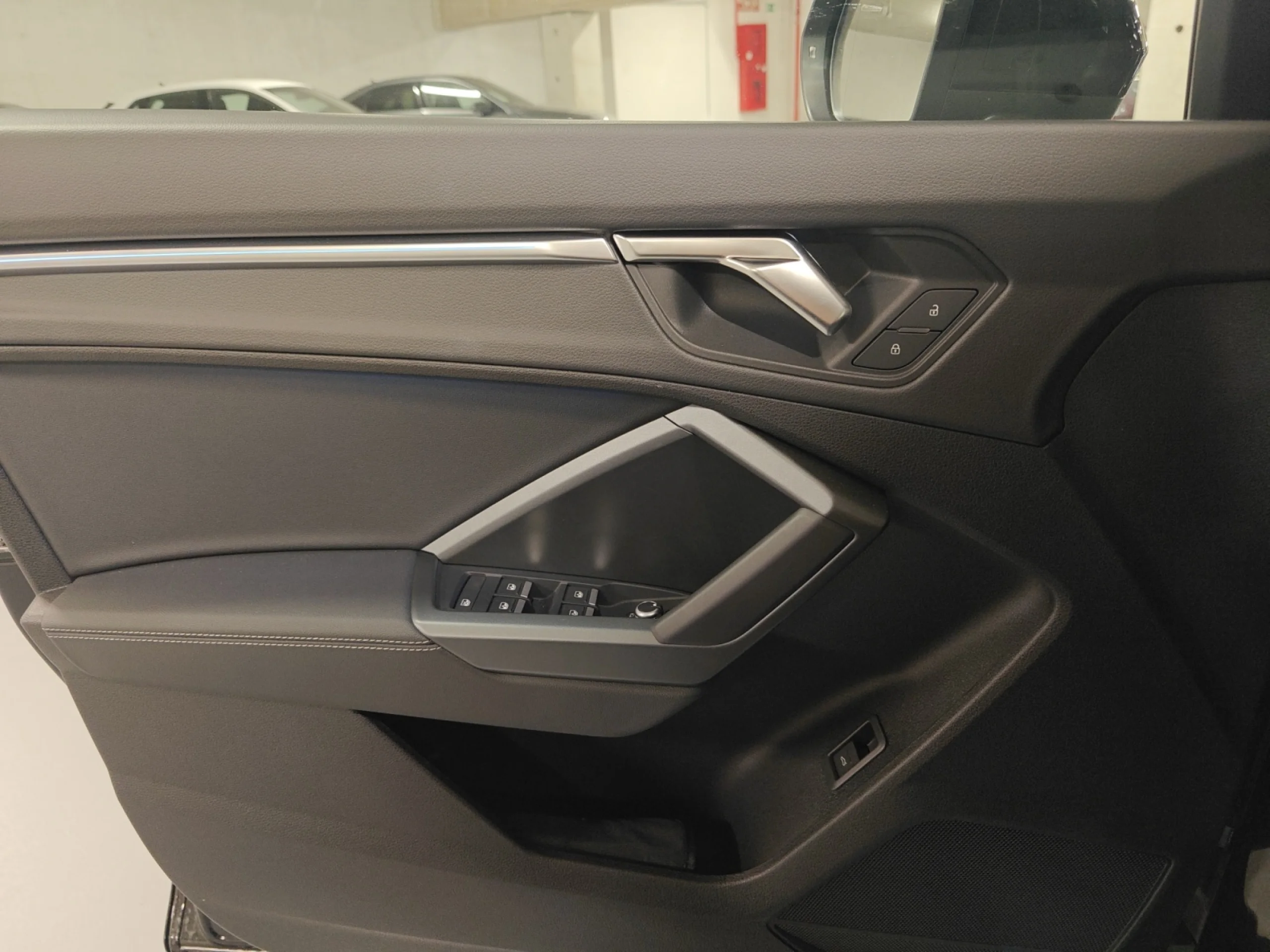 AUDI Q3 SPORTBACK 35 TDI 110KW (150CV) S TRONIC BLACK LIM. - Foto 13