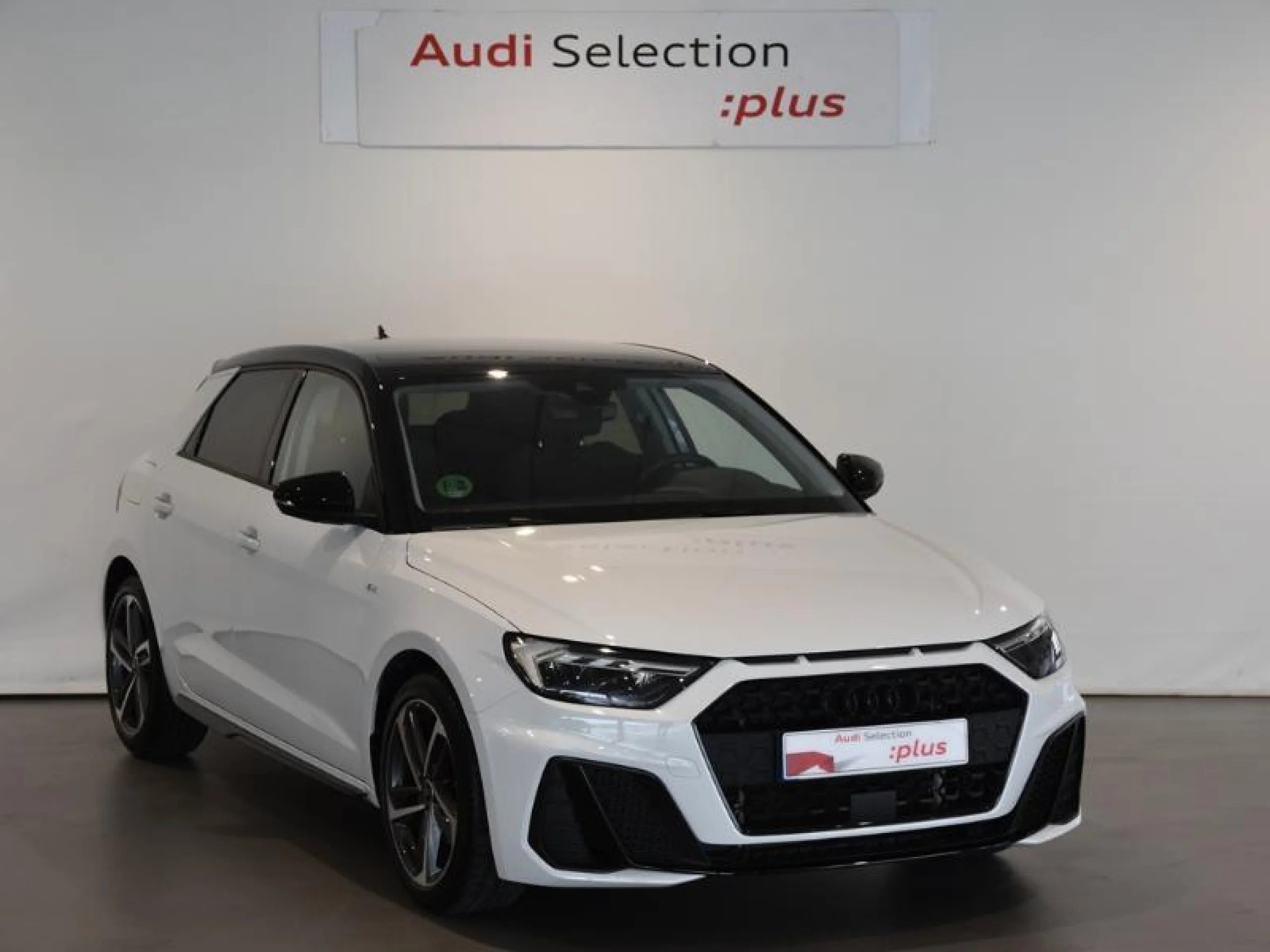 AUDI A1 SPORTBACK ADRENAL BLACK 30TFSI 85KW S TR - Foto 1
