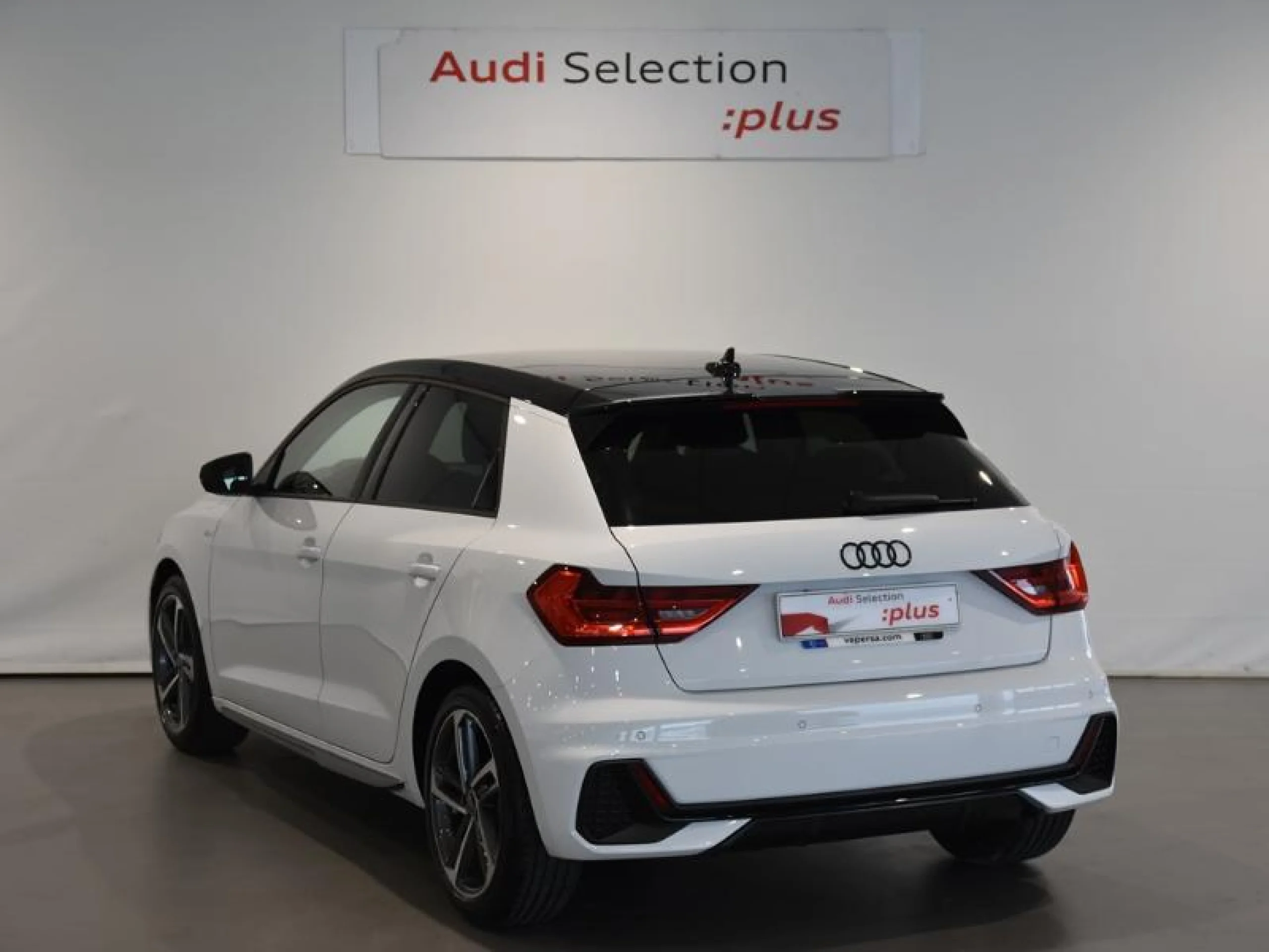 AUDI A1 SPORTBACK ADRENAL BLACK 30TFSI 85KW S TR - Foto 2