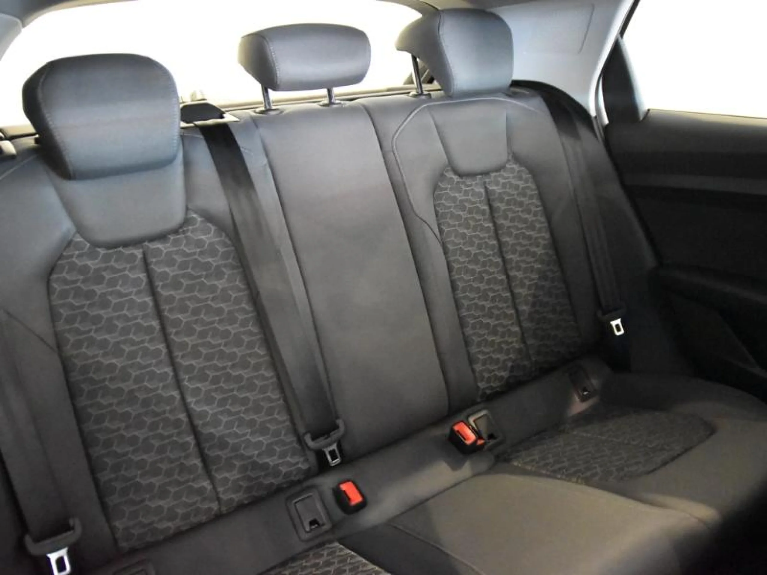 AUDI A1 SPORTBACK ADRENAL BLACK 30TFSI 85KW S TR - Foto 5