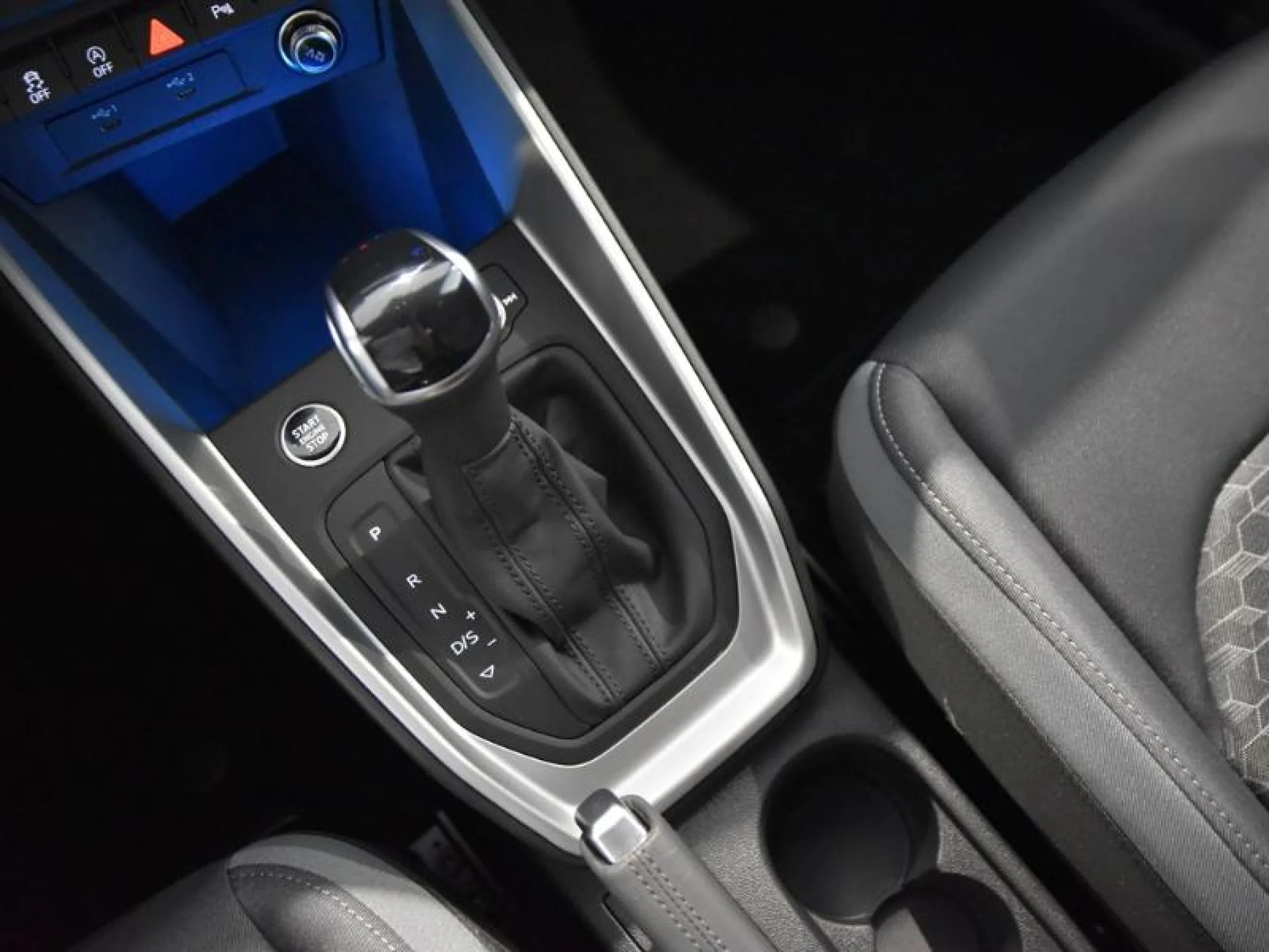 AUDI A1 SPORTBACK ADRENAL BLACK 30TFSI 85KW S TR - Foto 10